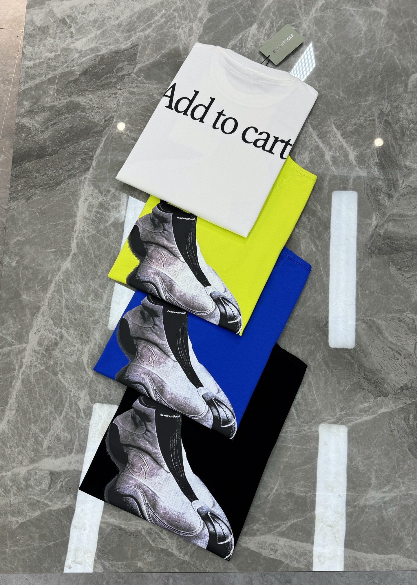 。🌾 Balenciag*巴黎世家新款潮牌老爹T恤.男女同款❤️os版型真的很迷人.丝光棉品牌图形字母烫