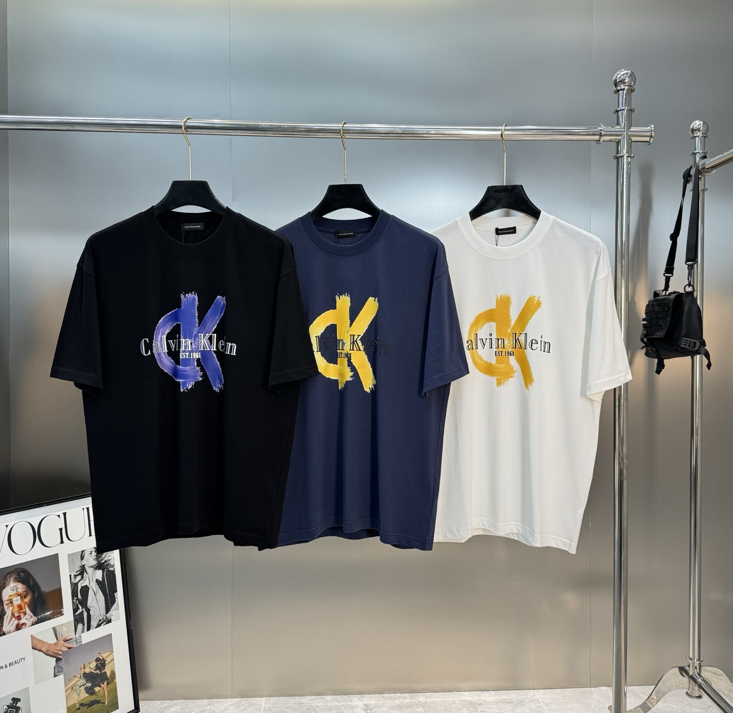 。🌾 Calvin Klein 新款潮牌T恤.男女同款❤️原单品质.一直以city注明的品牌.非常奈斯！