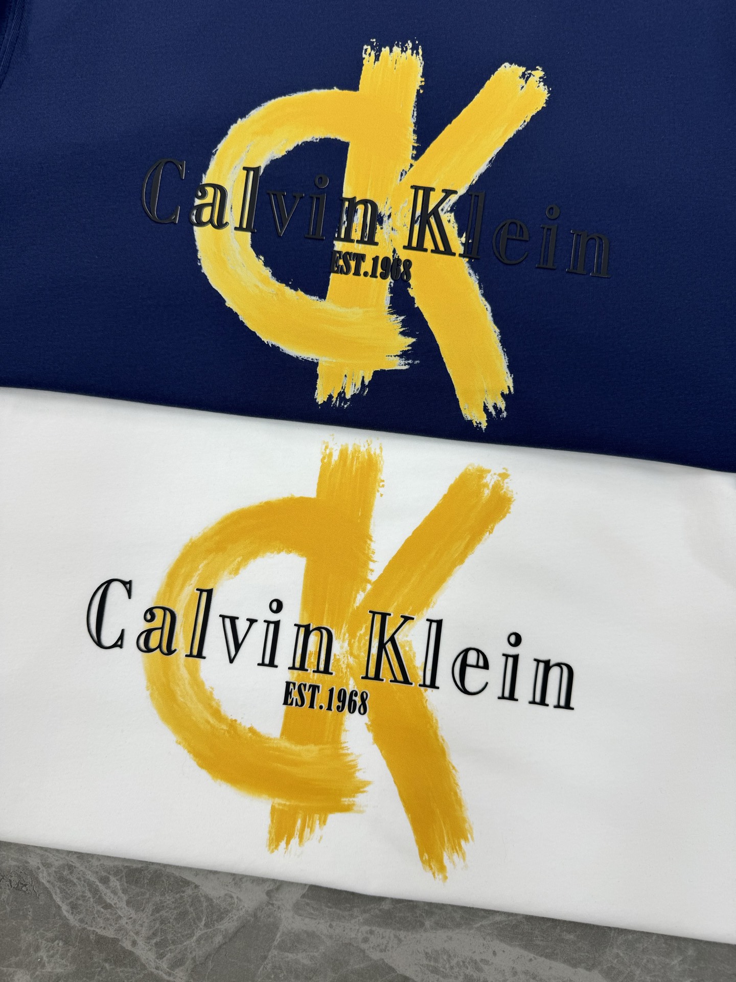 。🌾 Calvin Klein 新款潮牌T恤.男女同款❤️原单品质.一直以city注明的品牌.非常奈斯！