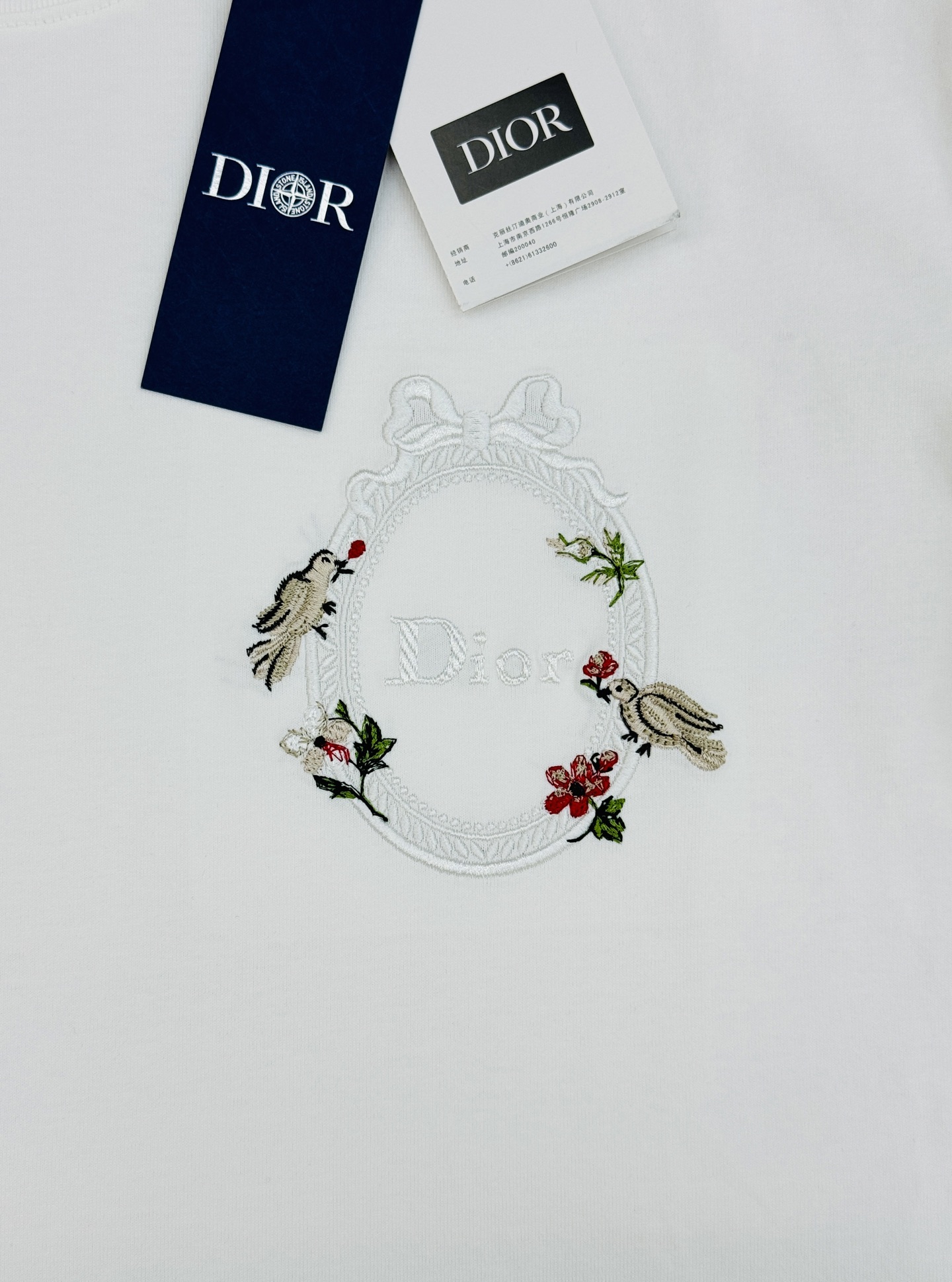 。🌾 Dior26s新款潮牌T恤.男女同款❤️采用纯棉260个lg面料材质，柔软亲肤，夏天穿超舒服!胸前