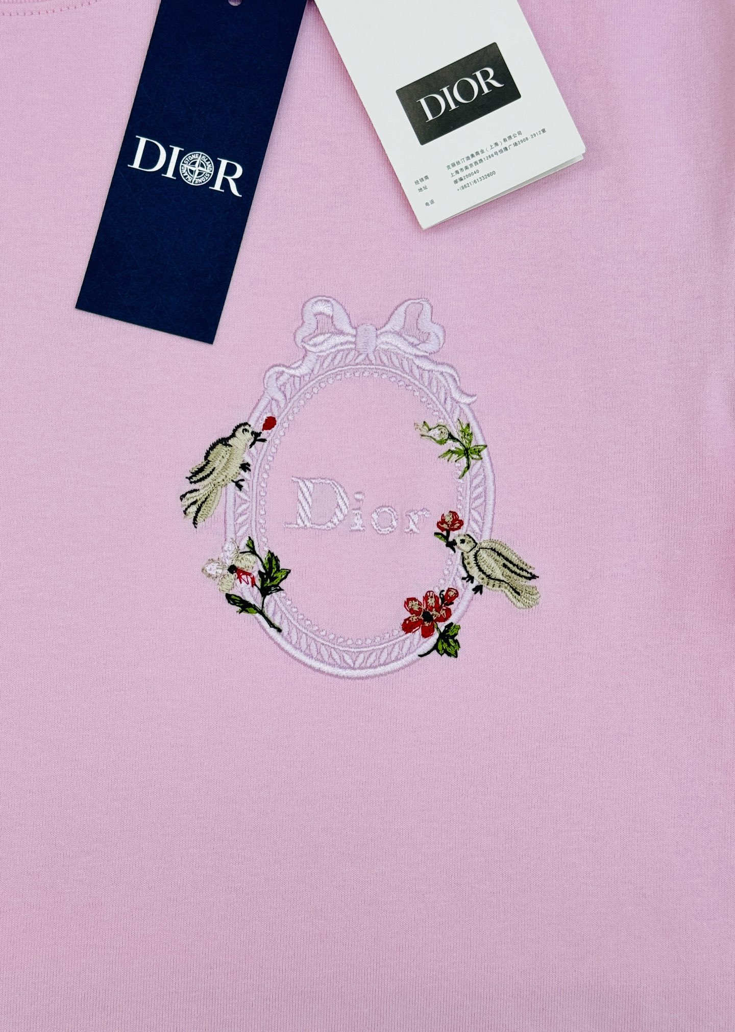 。🌾 Dior26s新款潮牌T恤.男女同款❤️采用纯棉260个lg面料材质，柔软亲肤，夏天穿超舒服!胸前