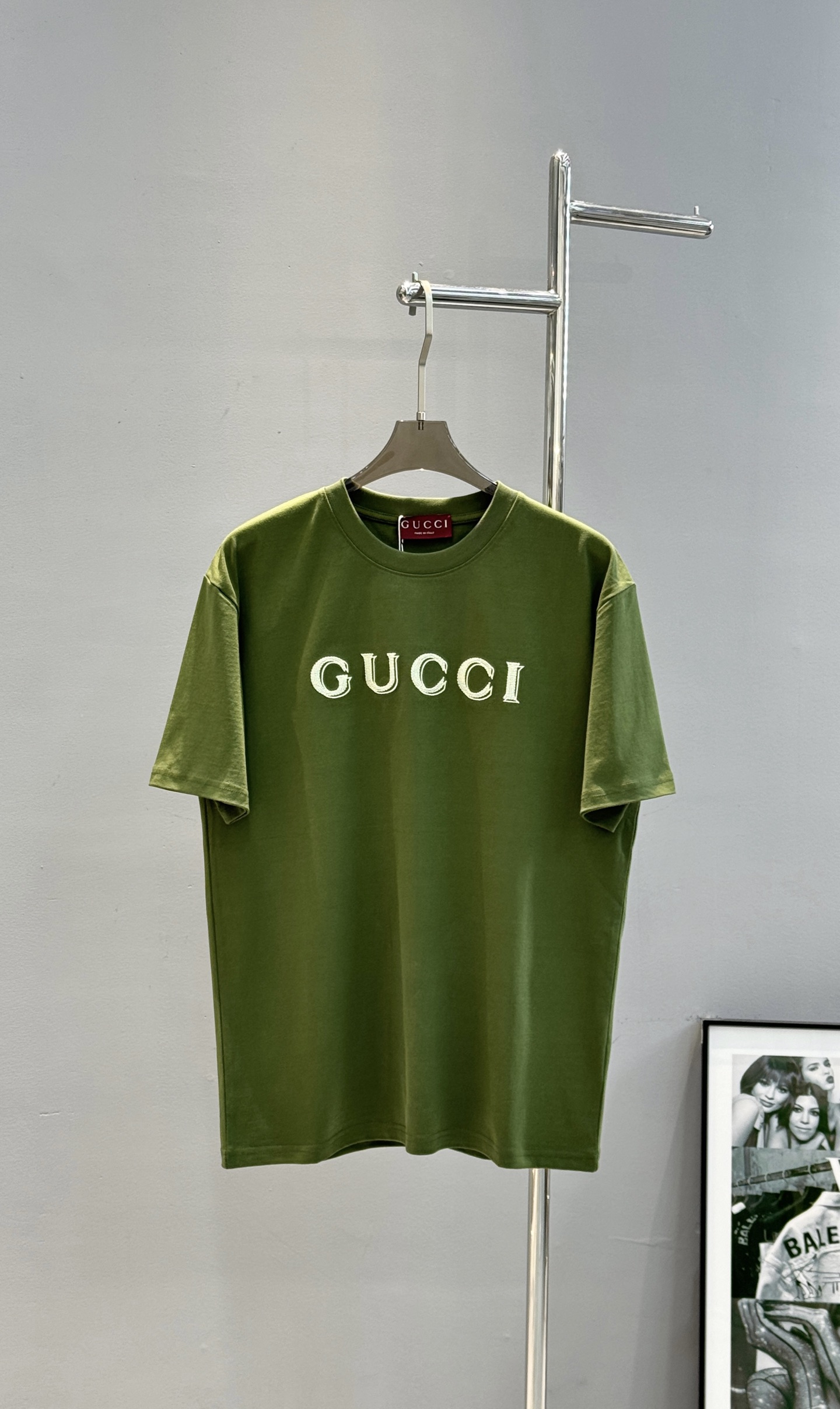 。🌾 Gucci古奇26s新款潮牌刺绣T恤，男女同款❤️260g优质纯棉材质，柔软亲肤，日常穿着超舒适!