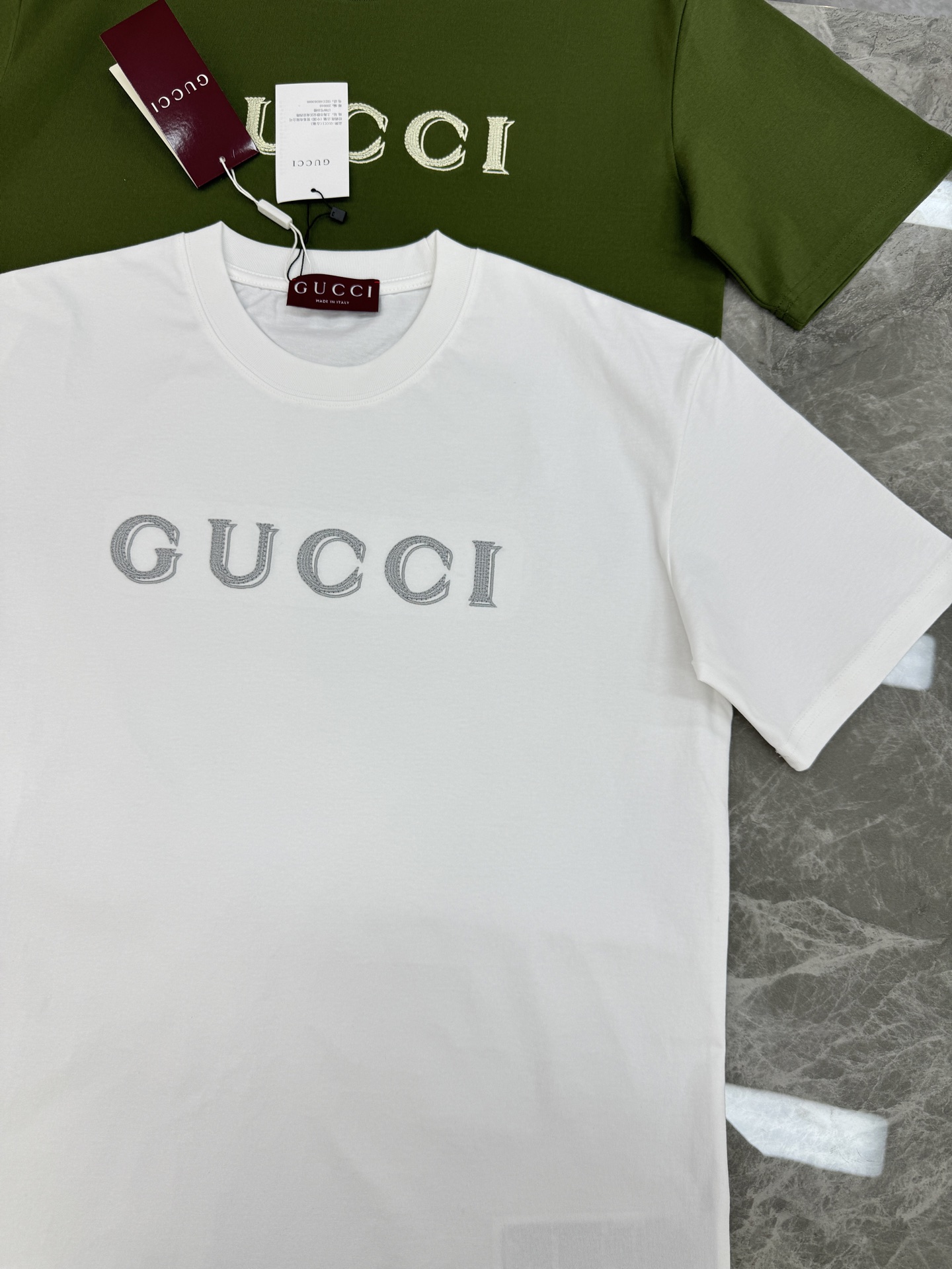 。🌾 Gucci古奇26s新款潮牌刺绣T恤，男女同款❤️260g优质纯棉材质，柔软亲肤，日常穿着超舒适!