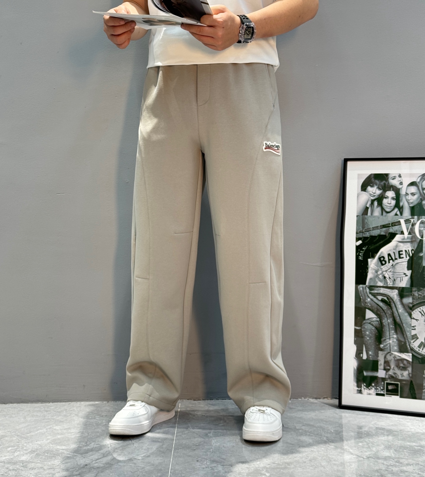 。🌾 Balenciaga 巴黎世家26s新品刺绣休闲裤🆕直筒款立体裁剪设计+高品质复合棉面料，穿着舒适