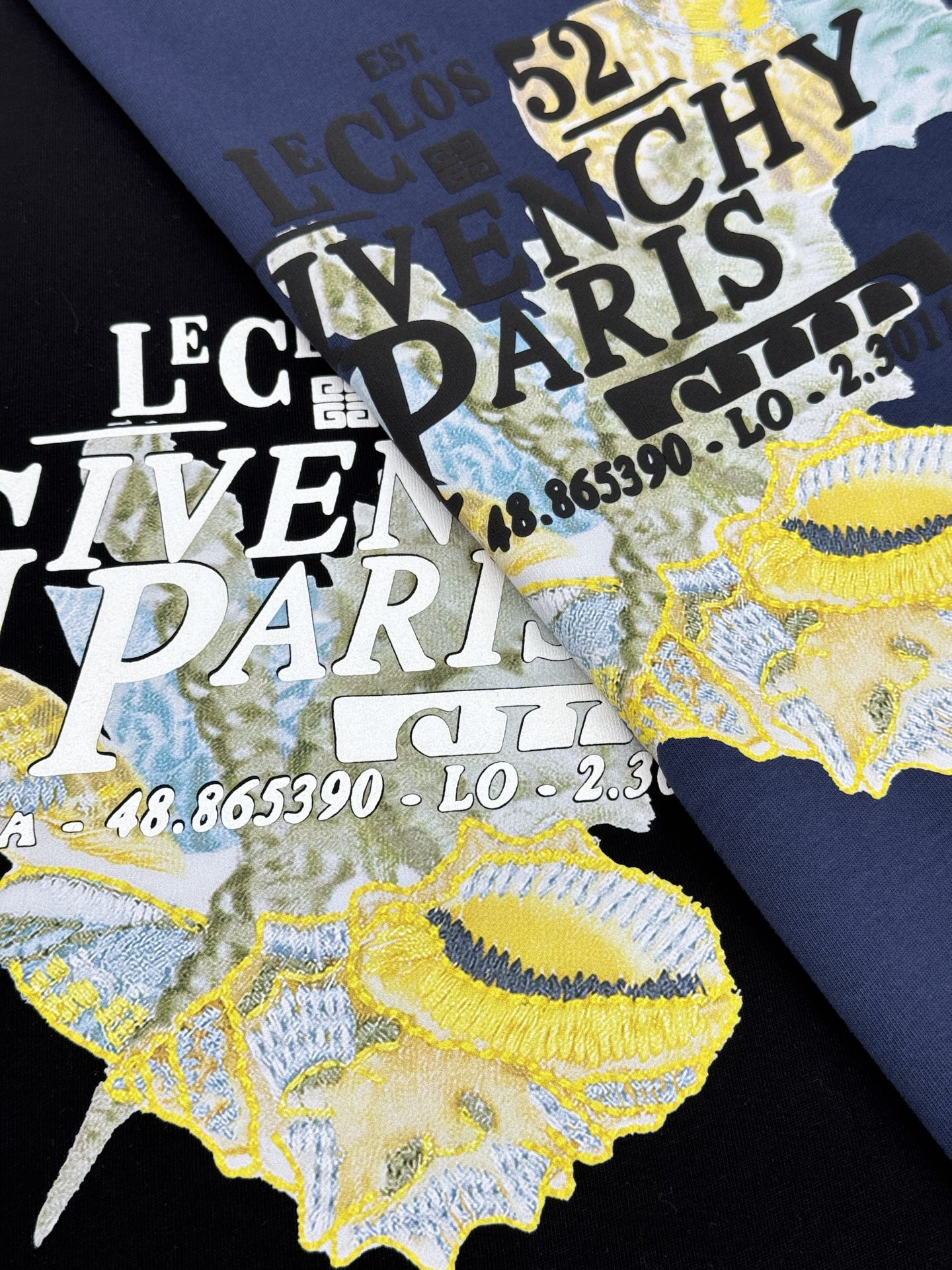 。🌾 Givench*y纪梵希*潮牌新款短袖T恤.当季颜值担当.双层叠加烫画品牌图形立体搭配.视觉效果相