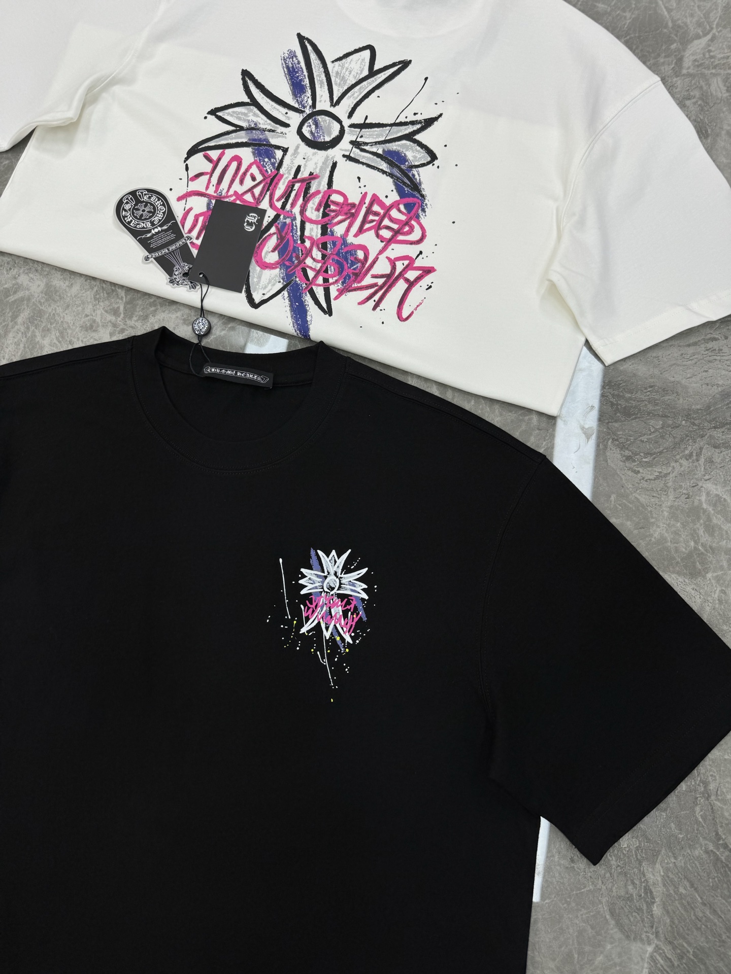 。🌾 顶级颜值担当！ChromeHearts*克罗心新款T恤.男女同款！经典十字造型颜值担当.张扬个性图