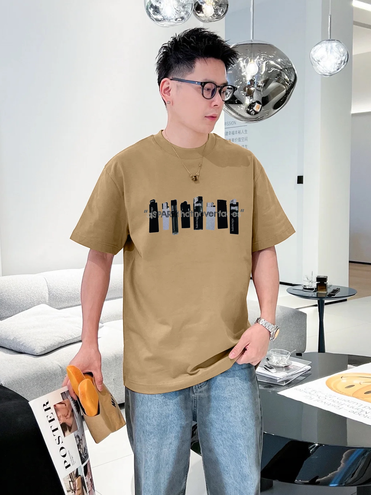 。🌾 BALENCIAG*巴黎世家潮牌新款T恤.男女同款推荐！230g纯棉面料.定制螺纹.面料柔软舒适.