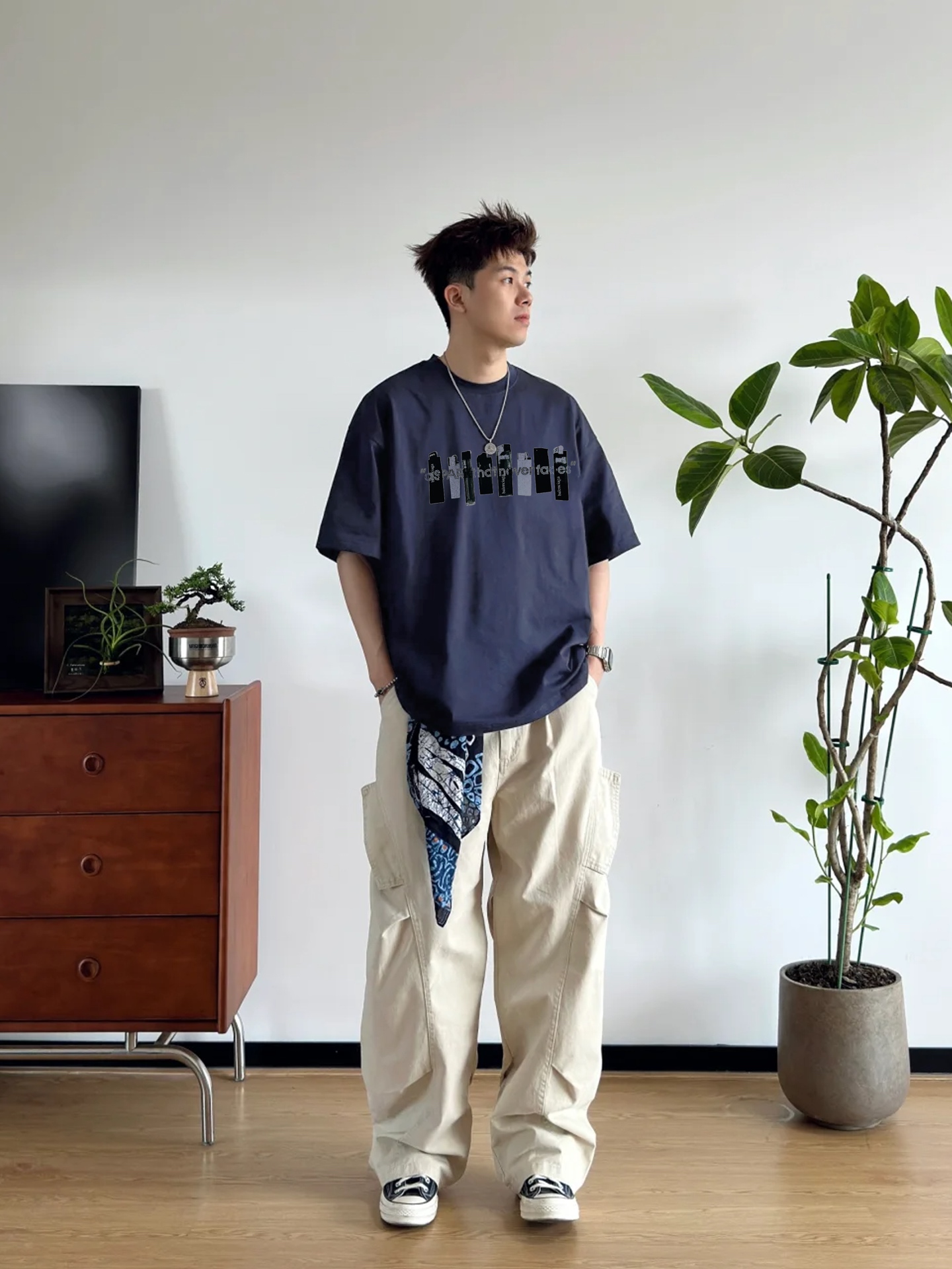 。🌾 BALENCIAG*巴黎世家潮牌新款T恤.男女同款推荐！230g纯棉面料.定制螺纹.面料柔软舒适.