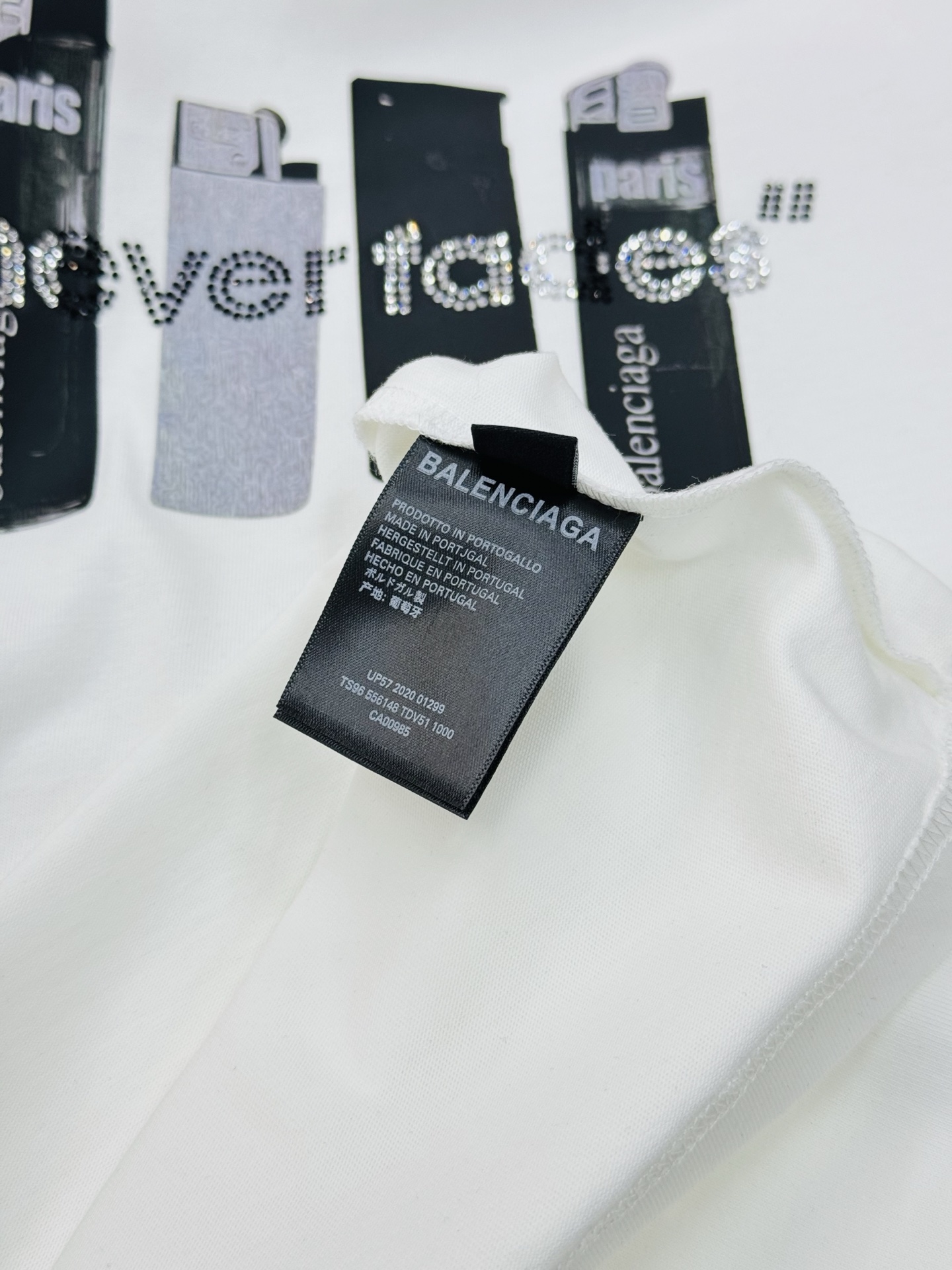 。🌾 BALENCIAG*巴黎世家潮牌新款T恤.男女同款推荐！230g纯棉面料.定制螺纹.面料柔软舒适.