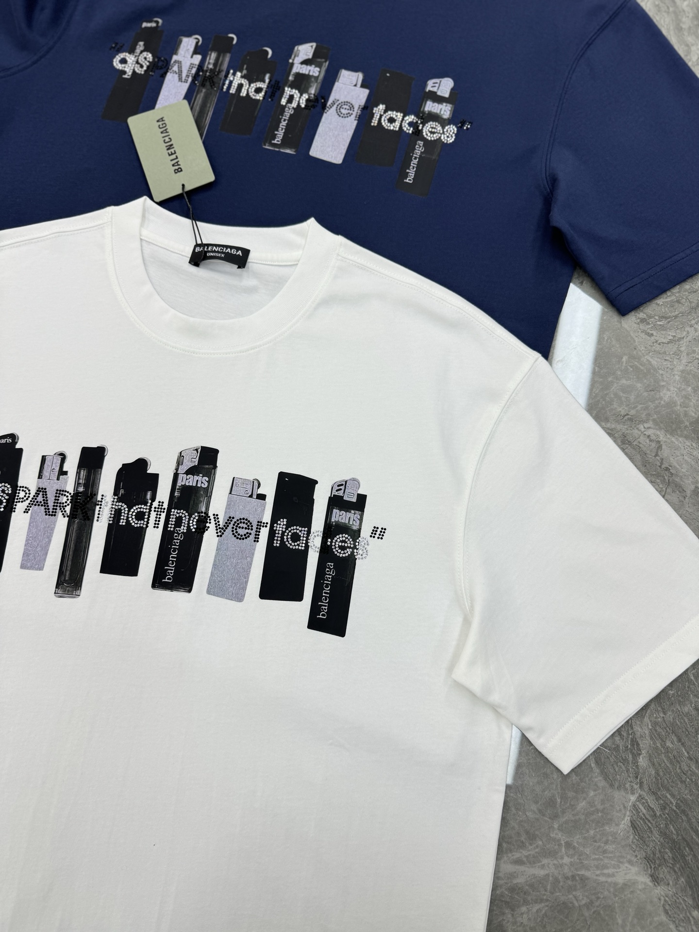 。🌾 BALENCIAG*巴黎世家潮牌新款T恤.男女同款推荐！230g纯棉面料.定制螺纹.面料柔软舒适.