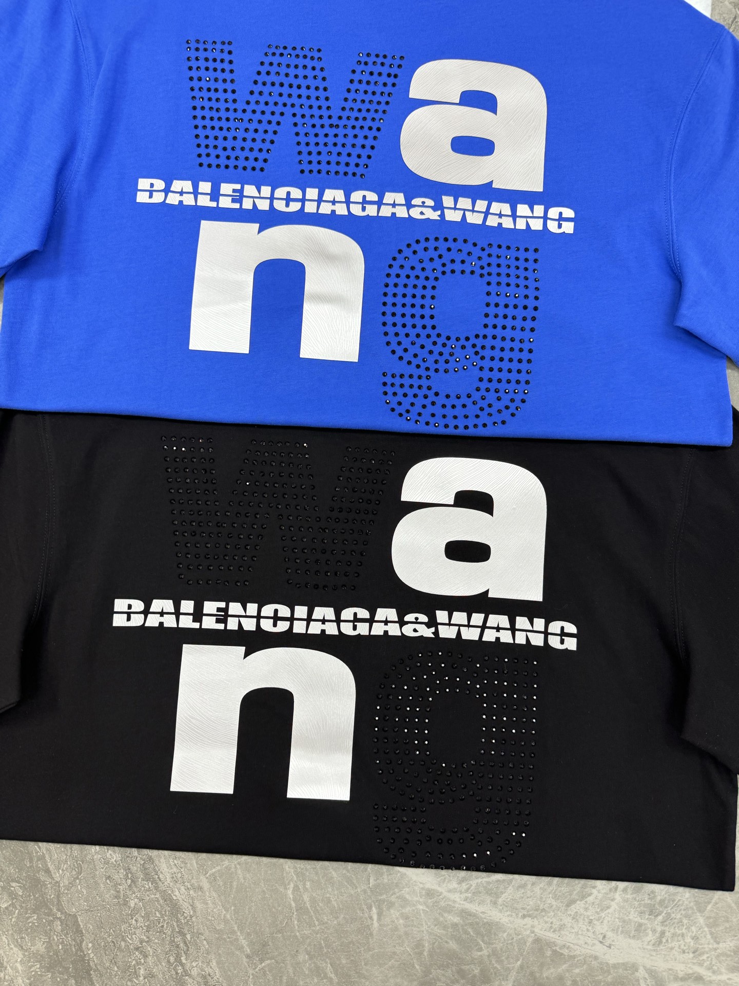 。🌾 Alexa*wang新款亚历山大王潮牌圆领T恤.潮牌T恤！男女同款～不同工艺呈现不一样的视觉感受，