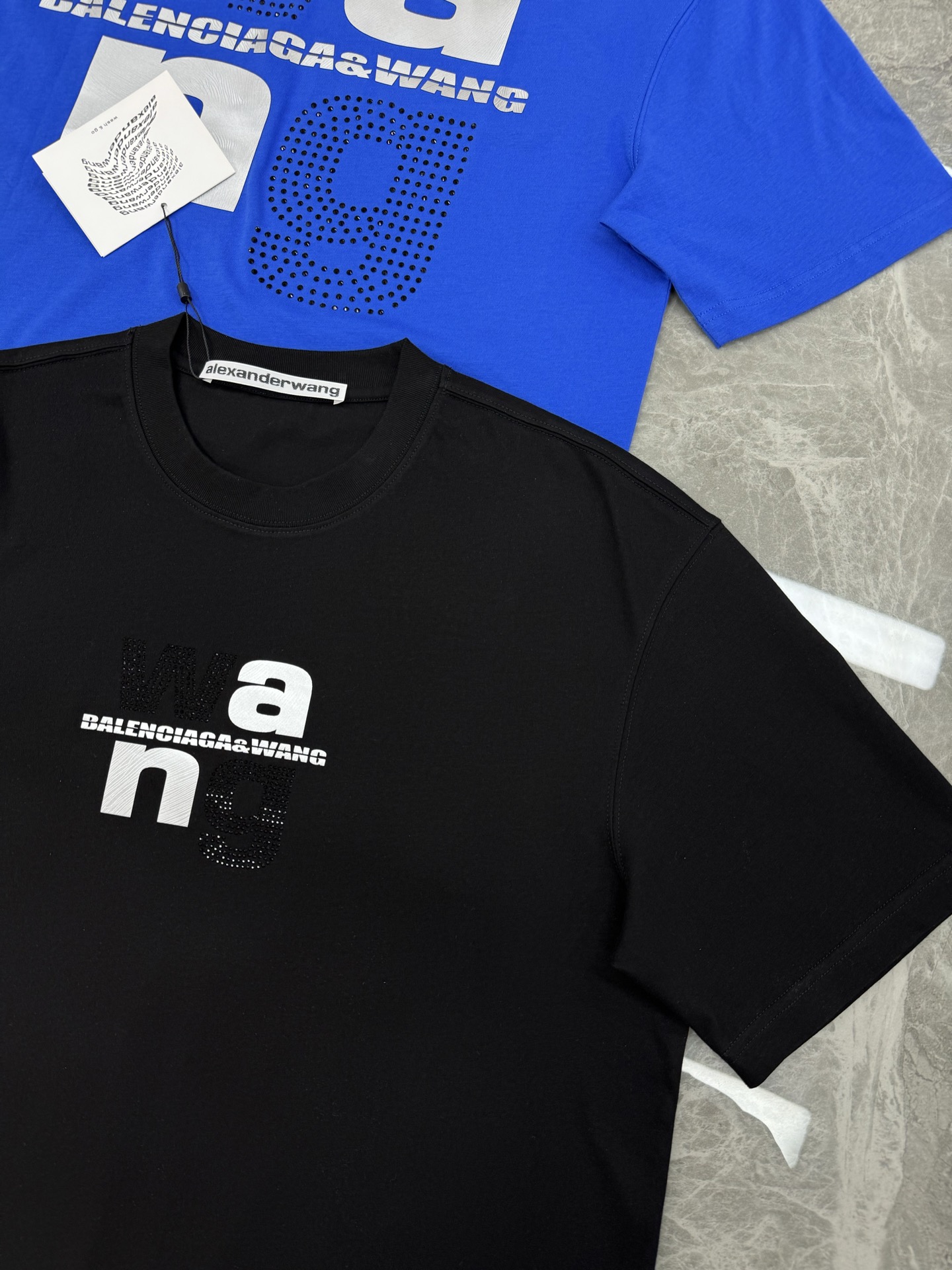。🌾 Alexa*wang新款亚历山大王潮牌圆领T恤.潮牌T恤！男女同款～不同工艺呈现不一样的视觉感受，