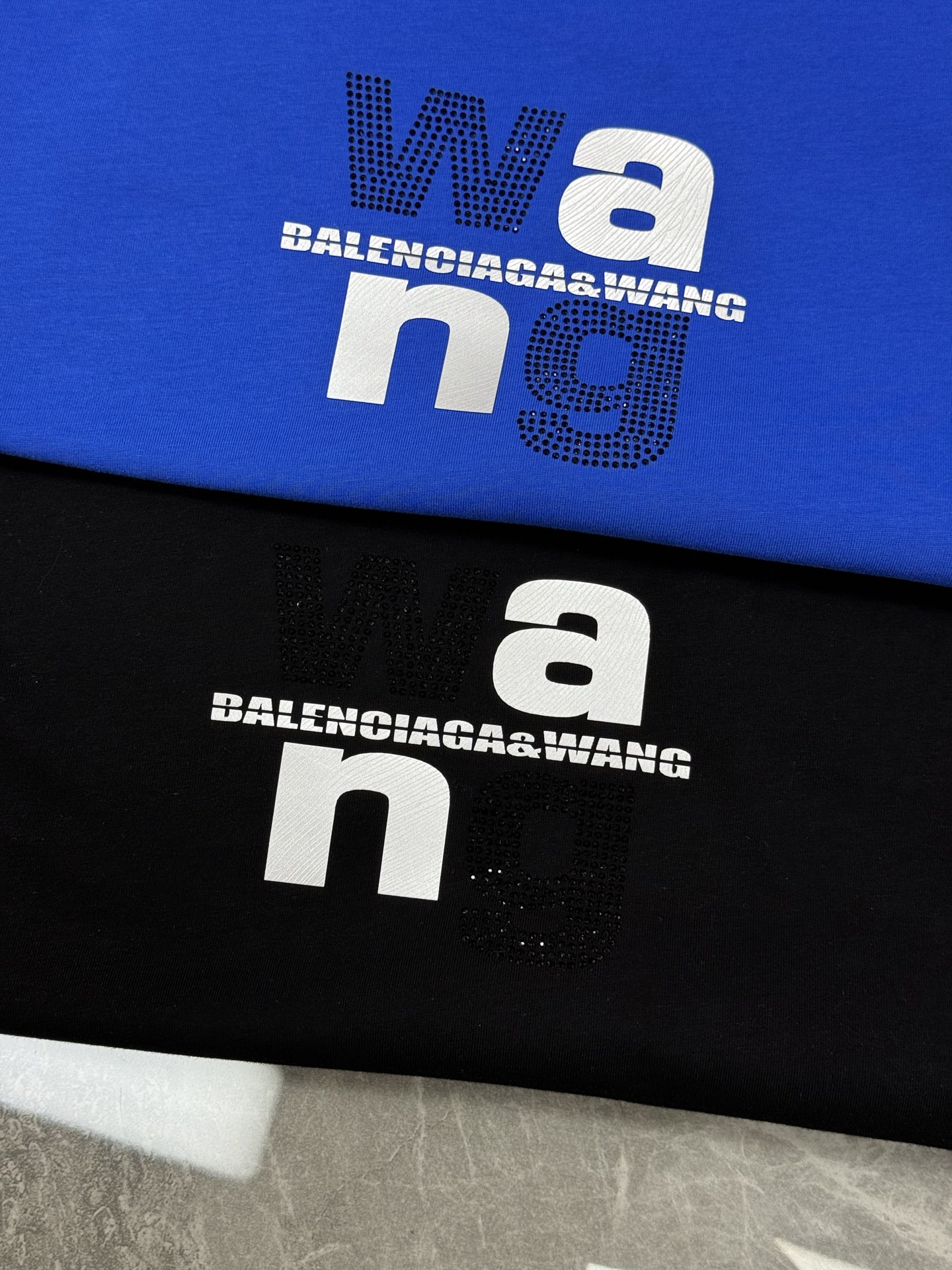 。🌾 Alexa*wang新款亚历山大王潮牌圆领T恤.潮牌T恤！男女同款～不同工艺呈现不一样的视觉感受，