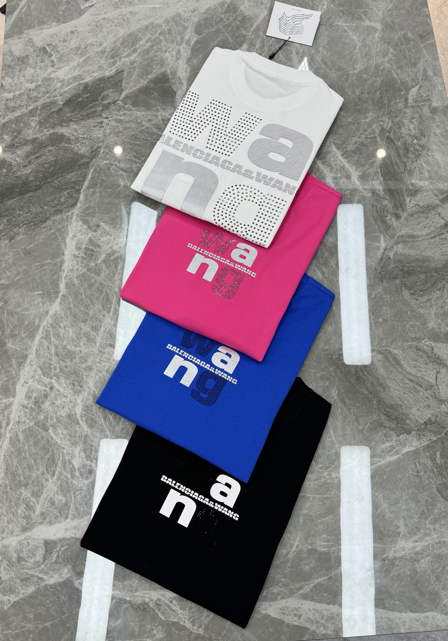 。🌾 Alexa*wang新款亚历山大王潮牌圆领T恤.潮牌T恤！男女同款～不同工艺呈现不一样的视觉感受，