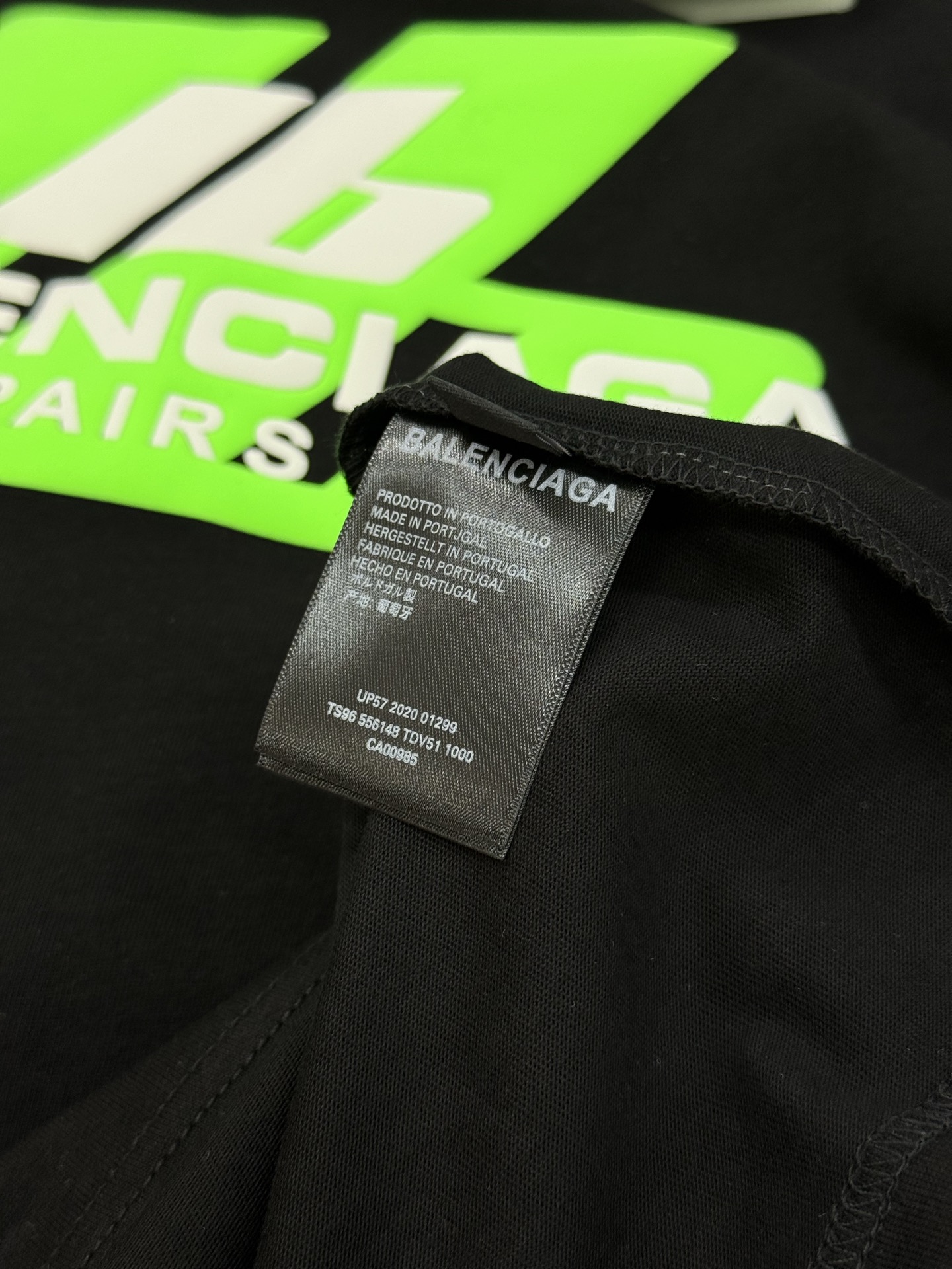 。🌾 BALENCIAG*巴黎世家新款潮牌T恤.男女同款推荐！230g纯棉面料，柔软舒适.透气吸汗.上身