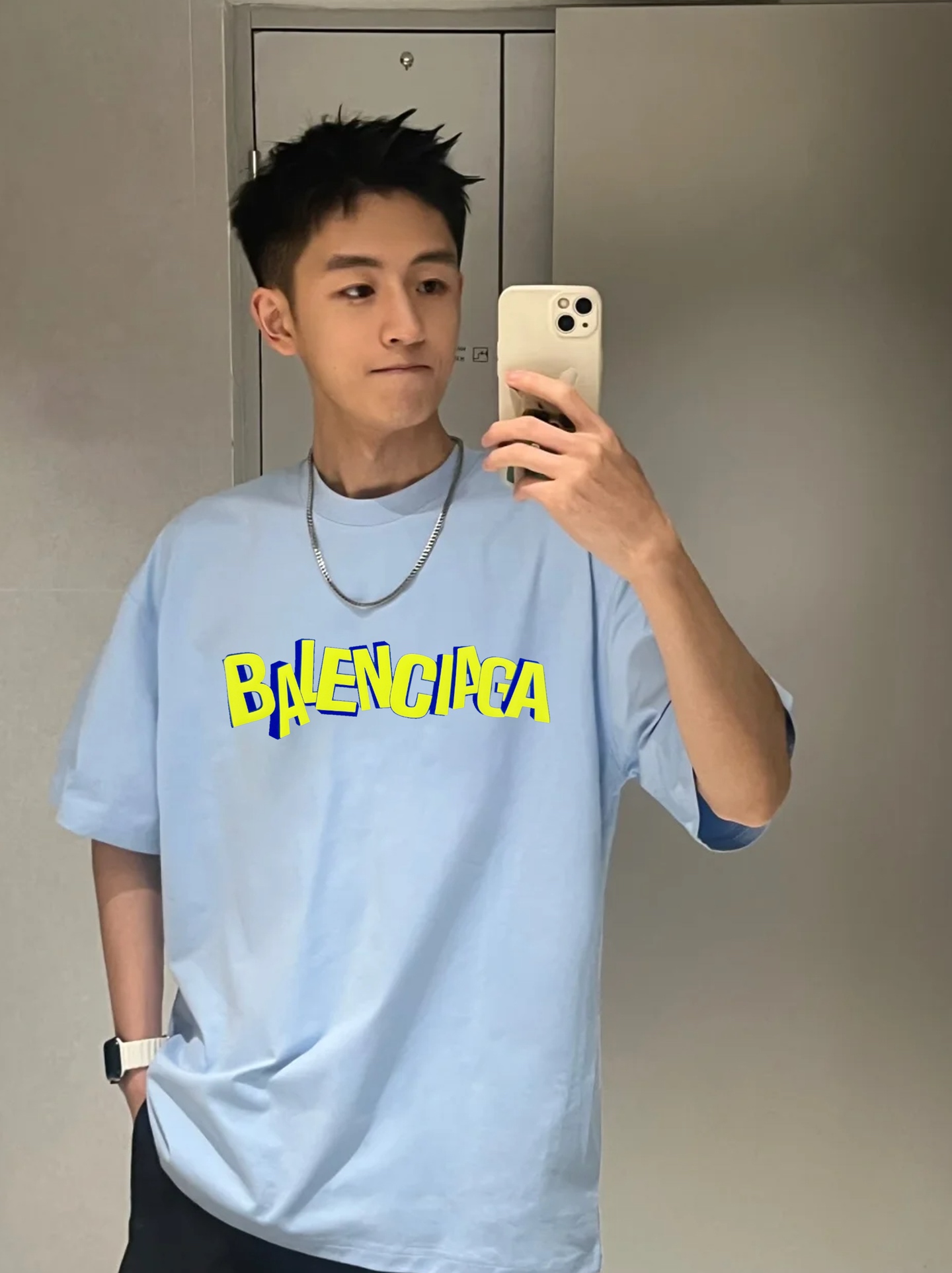 。🌾 BALENCIAG*巴黎世家新款潮牌T恤.男女同款推荐！230g纯棉面料，柔软舒适.透气吸汗.上身