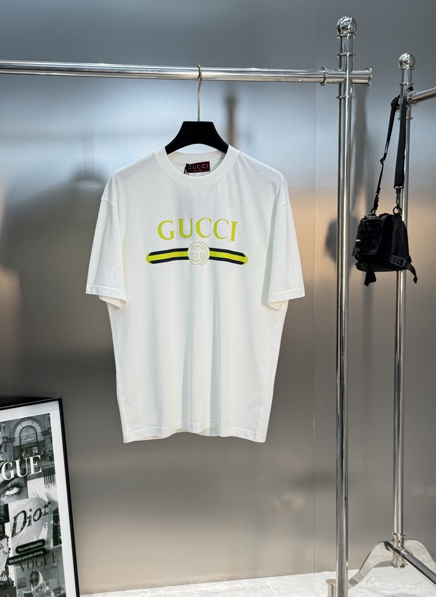 。🌾 GUCC*潮牌新款潮牌圆领T恤.男女同款～潮人必备！胸前定制品牌图形烫画工艺.经典GUCCI字母撞
