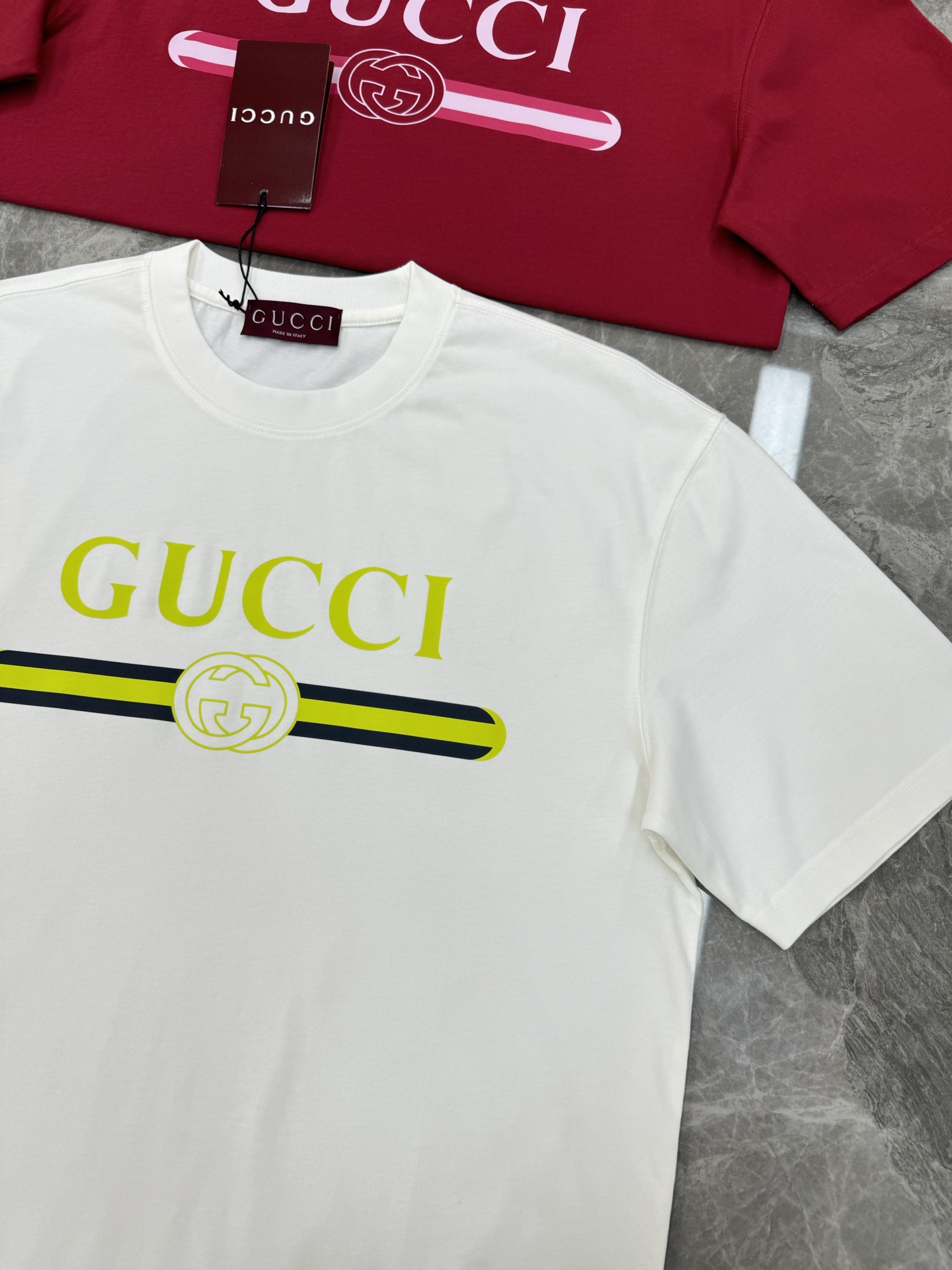 。🌾 GUCC*潮牌新款潮牌圆领T恤.男女同款～潮人必备！胸前定制品牌图形烫画工艺.经典GUCCI字母撞