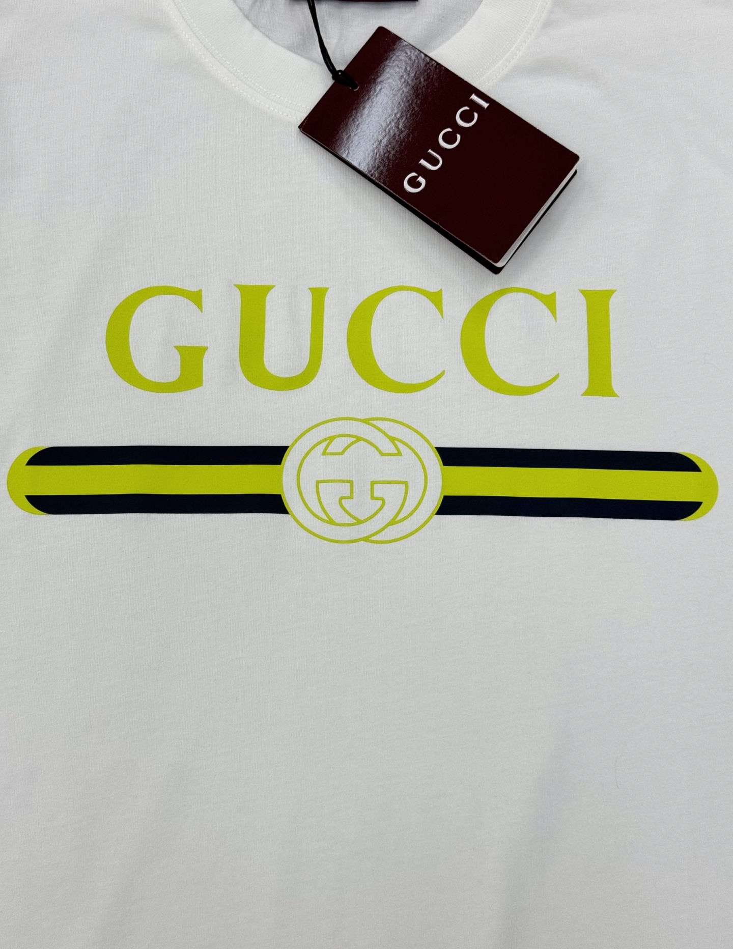 。🌾 GUCC*潮牌新款潮牌圆领T恤.男女同款～潮人必备！胸前定制品牌图形烫画工艺.经典GUCCI字母撞