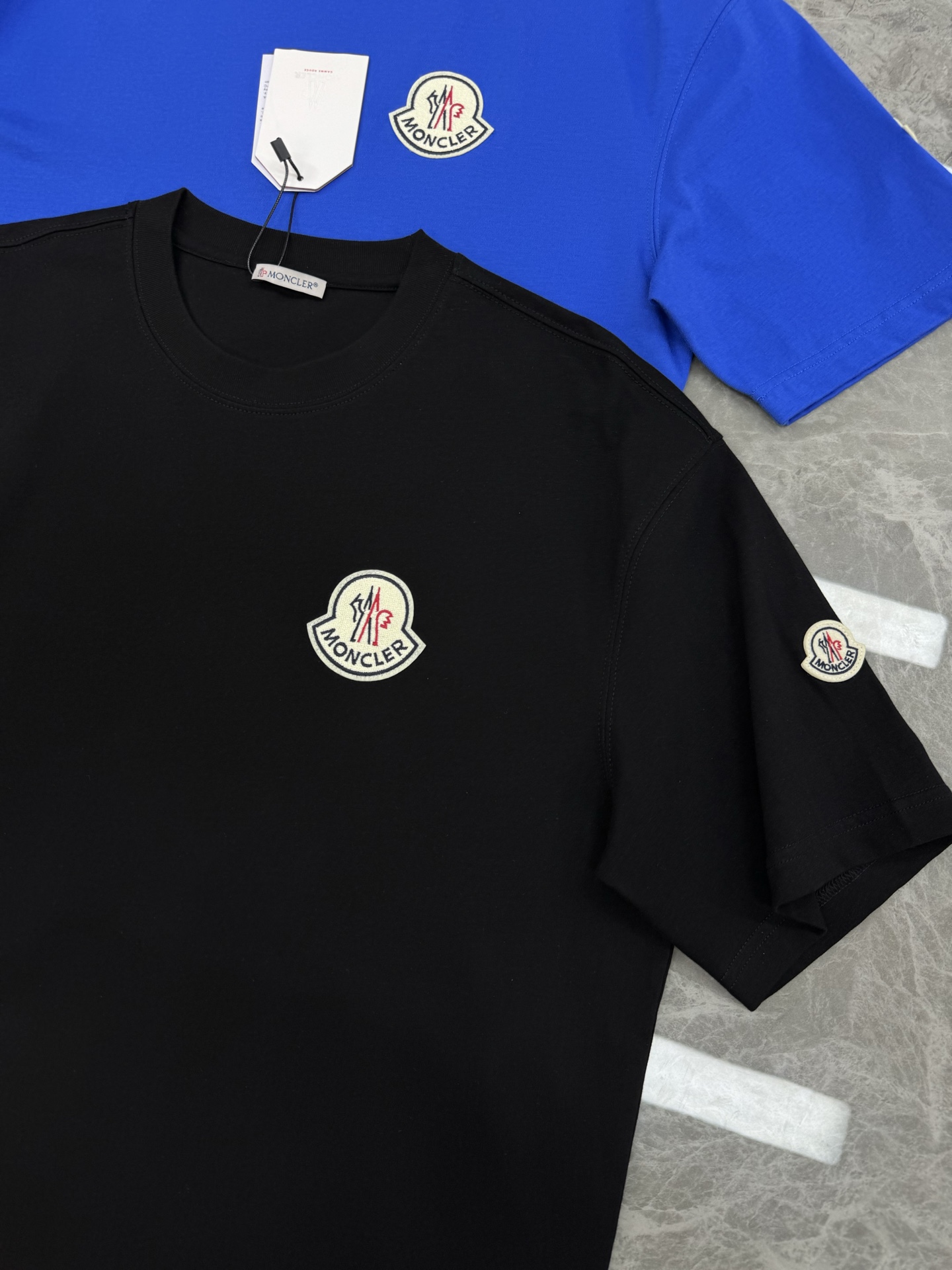 。🌾 Moncle*蒙口新款潮牌T恤.可搭配套装.男女同款❤️经典小帽子绣花设计.色彩丰富.不但减龄而且