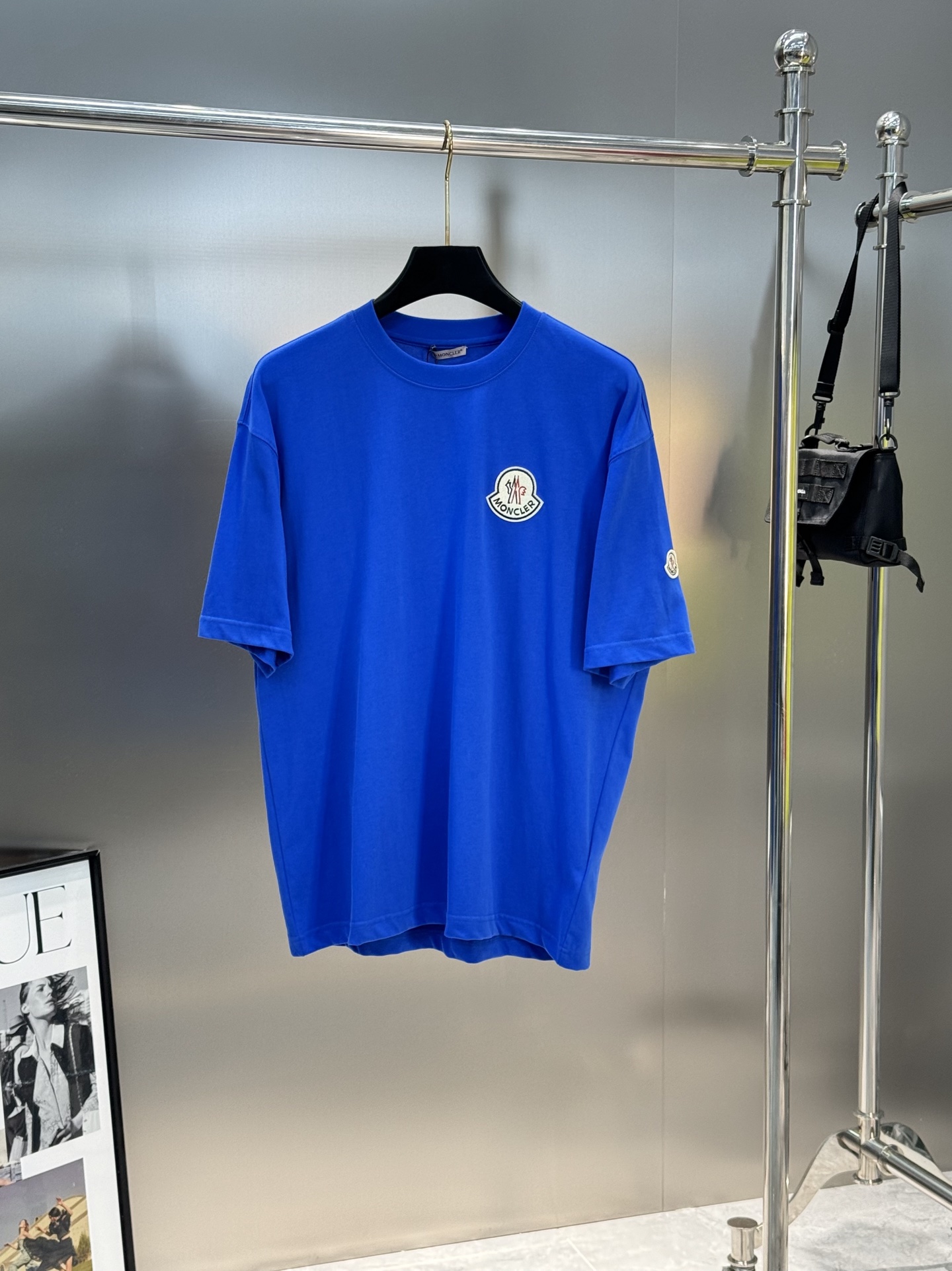 。🌾 Moncle*蒙口新款潮牌T恤.可搭配套装.男女同款❤️经典小帽子绣花设计.色彩丰富.不但减龄而且