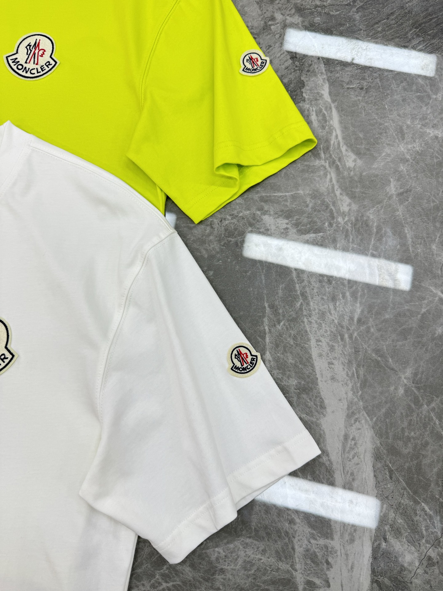 。🌾 Moncle*蒙口新款潮牌T恤.可搭配套装.男女同款❤️经典小帽子绣花设计.色彩丰富.不但减龄而且