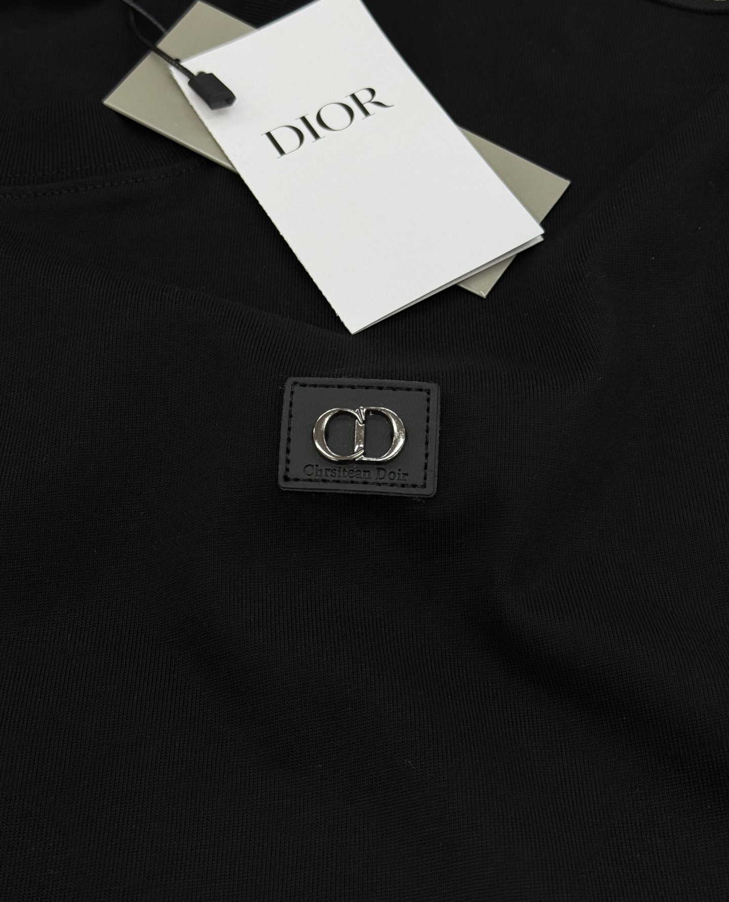 。🌾 Dio*r迪奥新款潮牌潮牌T恤.超高品”男女同款❤️休闲运动风格.经典大牌新推系列将条纹dior织