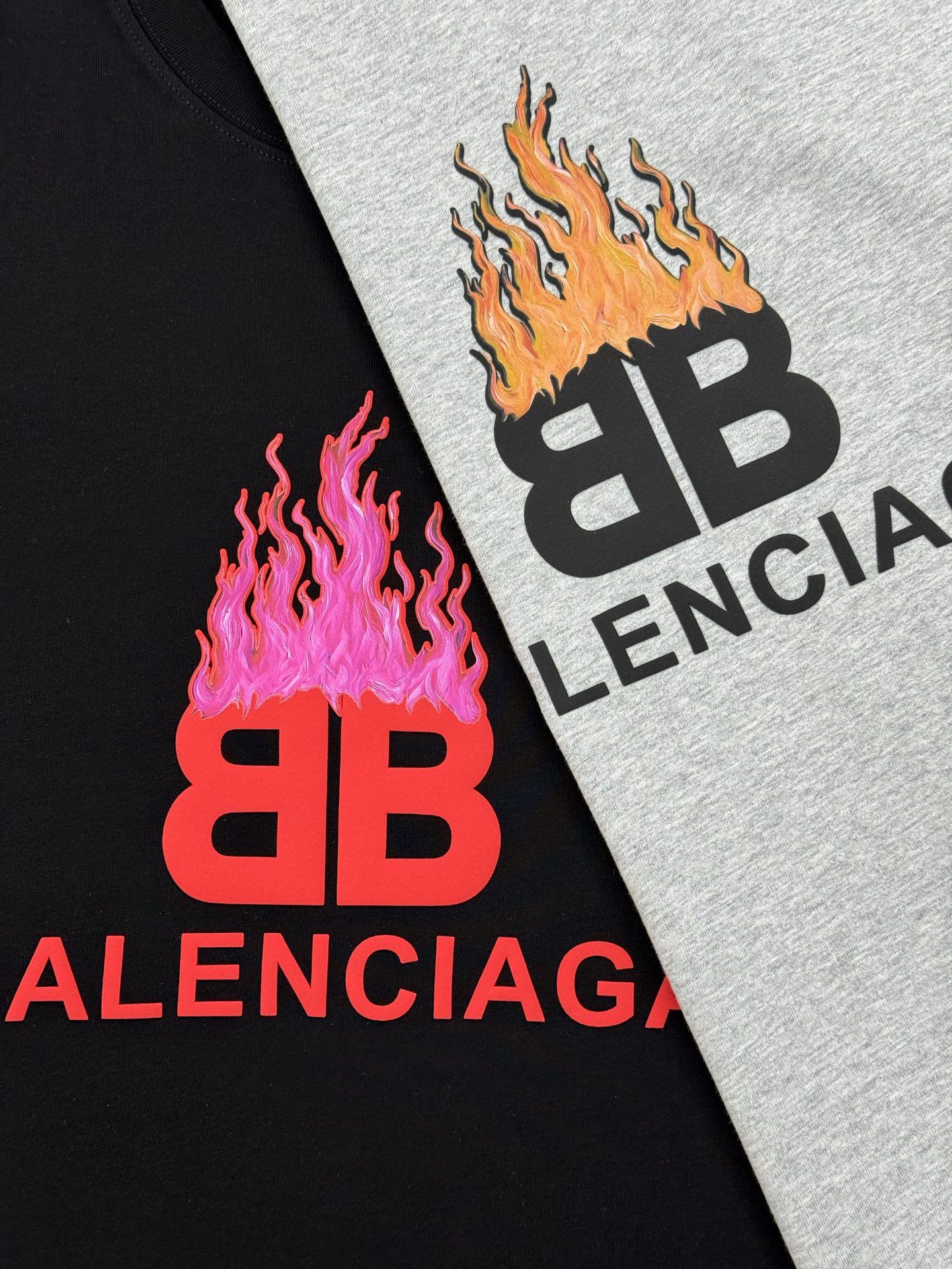 。🌾 BALENCIAG*巴黎世家新款潮牌T恤.男女同款推荐！优选280g纯棉面料，柔软舒适.透气吸汗.
