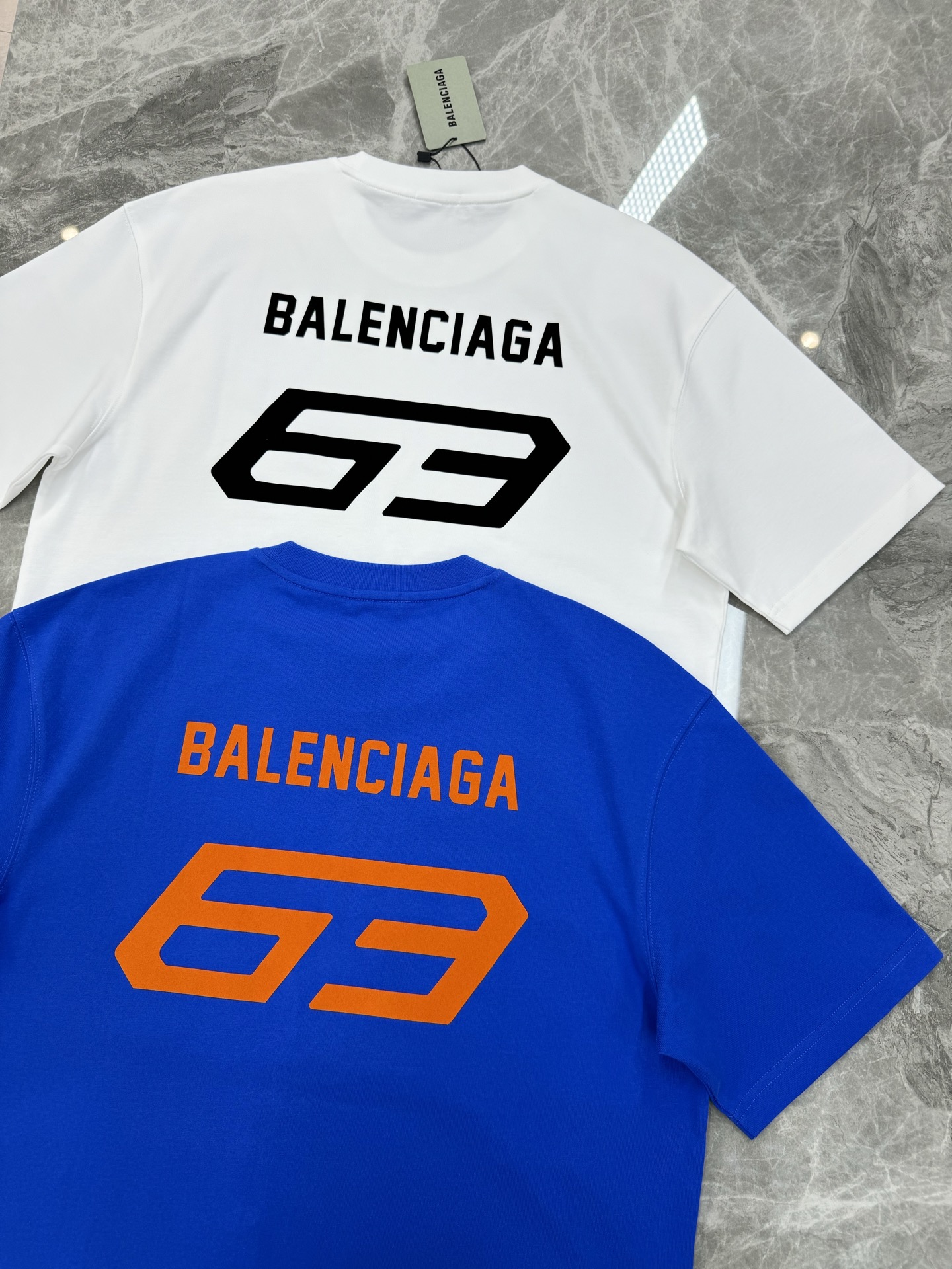。🌾 Balenciag*巴黎世家新款潮牌T恤.联名款兰博基尼.男女同款❤️os版型真的很迷人.品牌图形