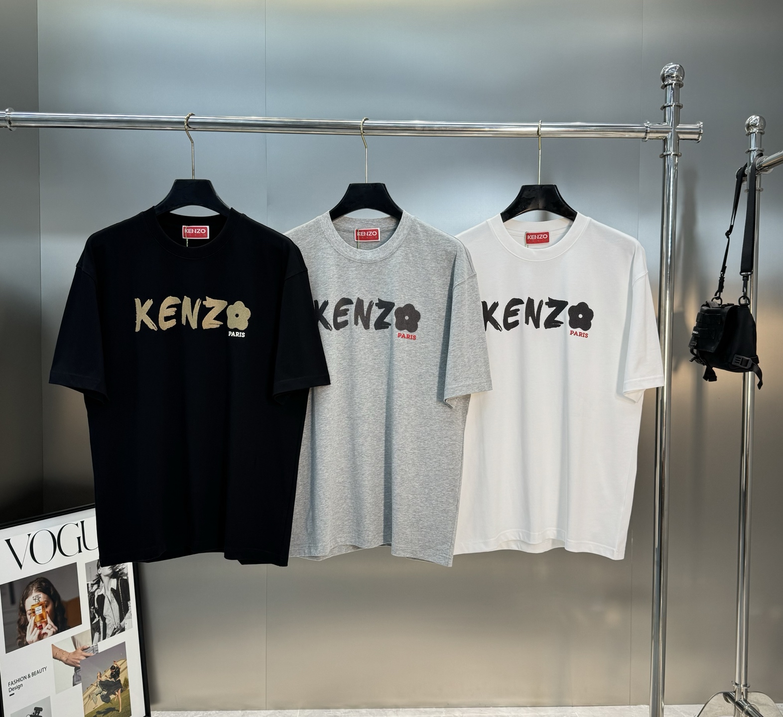 KENZ*高田*三新品潮牌T恤.男女同款～❤️最新短袖T恤，传承经典著作改良后的新品更加的具有立体感官，