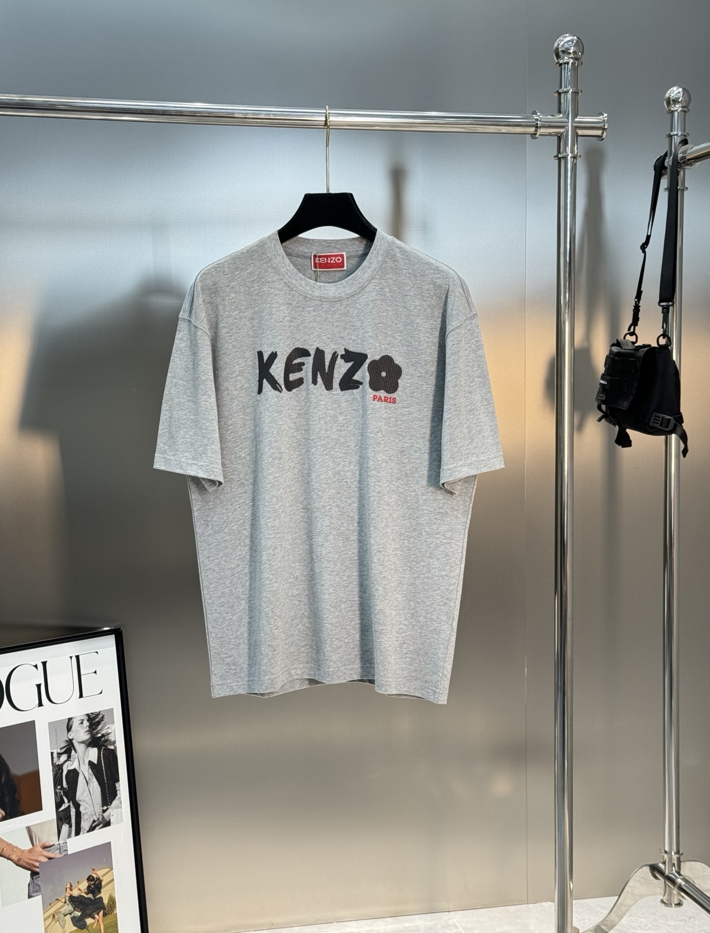 KENZ*高田*三新品潮牌T恤.男女同款～❤️最新短袖T恤，传承经典著作改良后的新品更加的具有立体感官，
