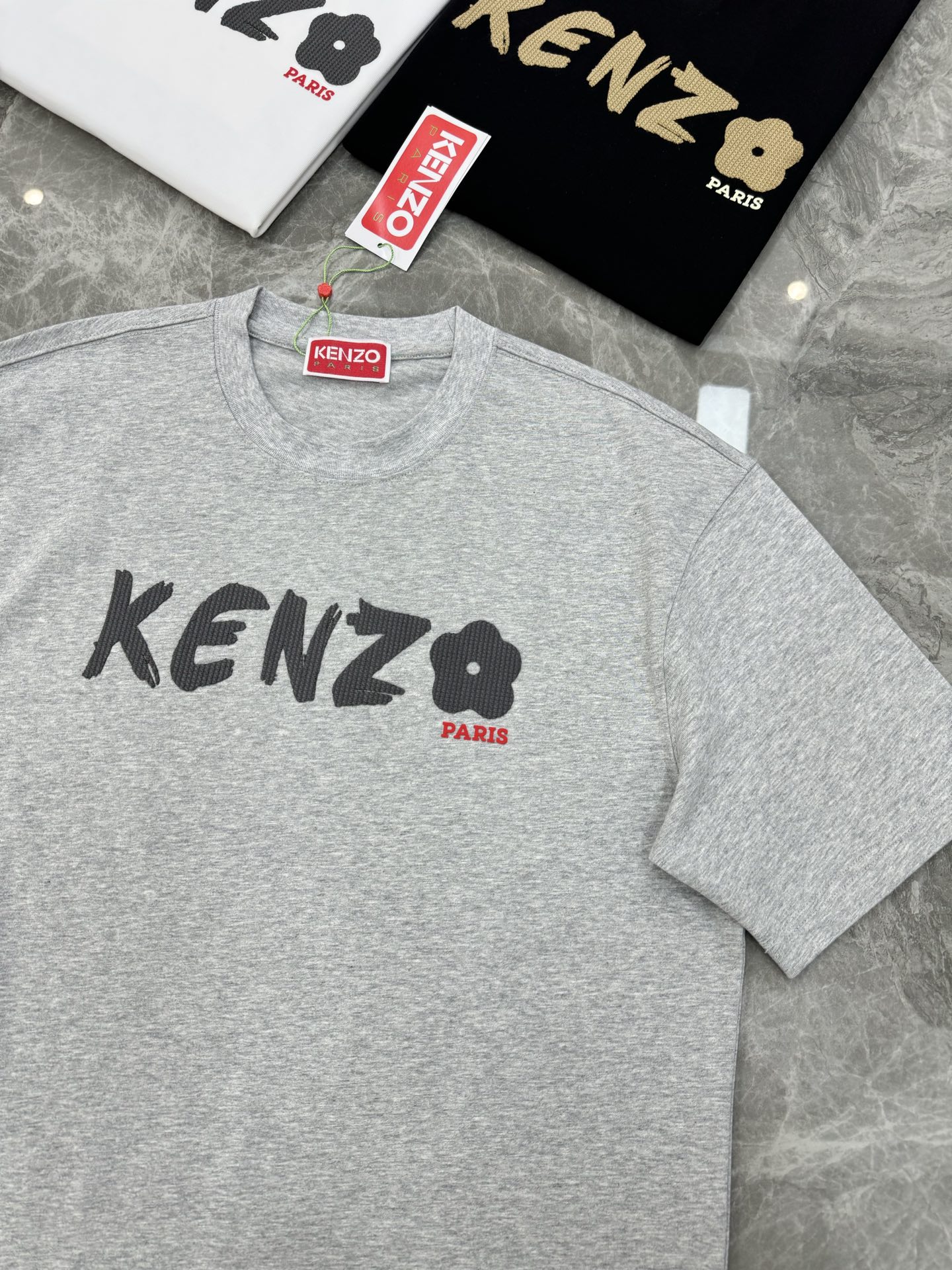 KENZ*高田*三新品潮牌T恤.男女同款～❤️最新短袖T恤，传承经典著作改良后的新品更加的具有立体感官，