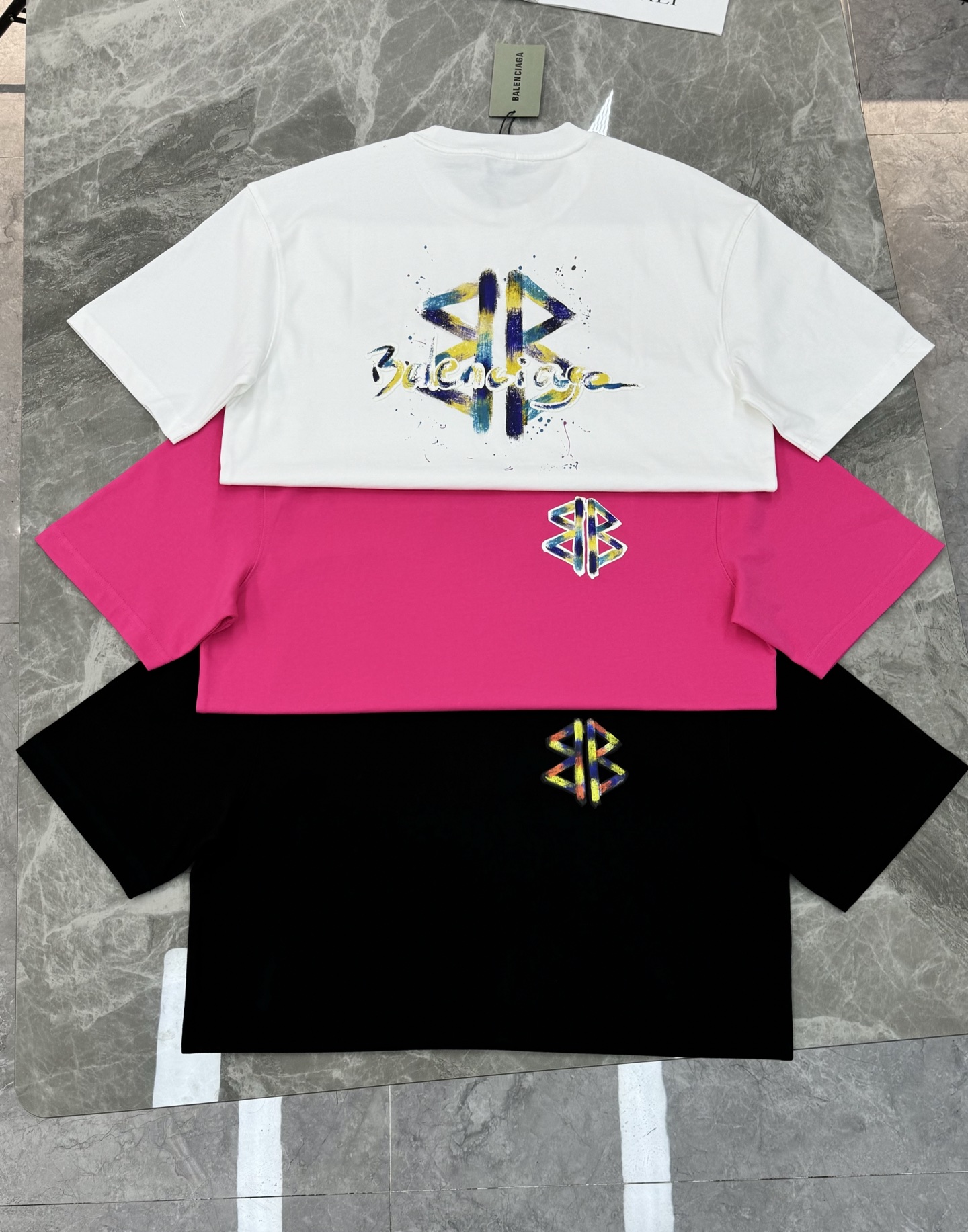 Balenciaga巴黎世家新款潮牌T恤.男女同款❤️采用独家定制面料，柔软透气超舒服!双面彩色喷色Lo