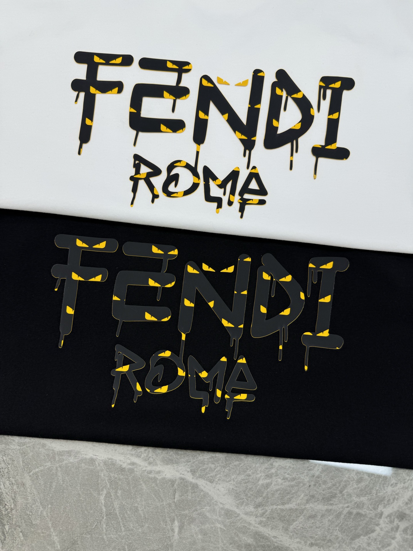 Fendi 芬迪新款潮牌T恤.男女同款❤️滴滴漆印花效果.高温立体烫画工艺.胸前黄色FF字母融合罗马字样