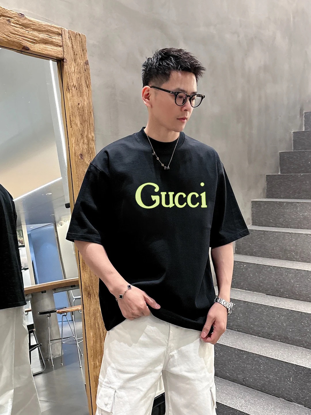 Gucci古奇新款潮牌T恤，男女同款❤️经典基础款，正面绿色 Gucci字样超有辨识度计。高品质280g