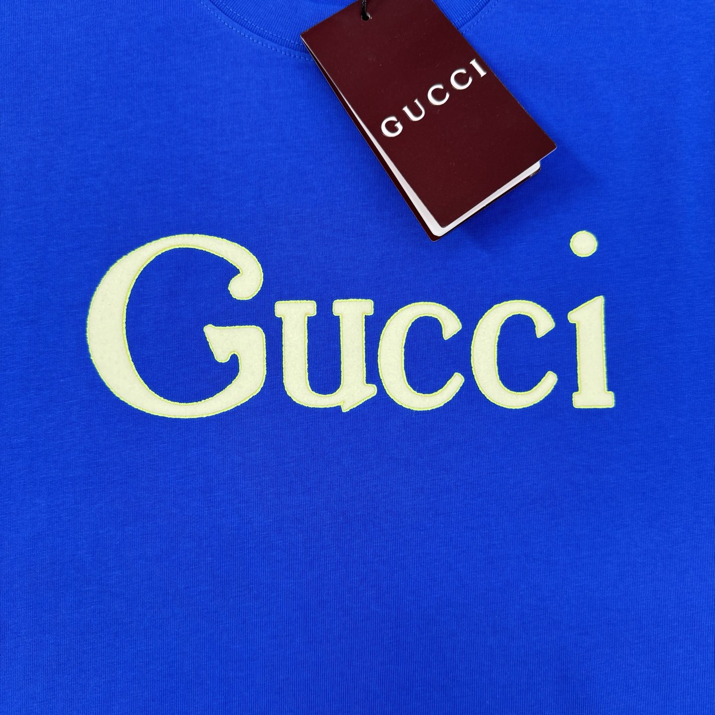 Gucci古奇新款潮牌T恤，男女同款❤️经典基础款，正面绿色 Gucci字样超有辨识度计。高品质280g