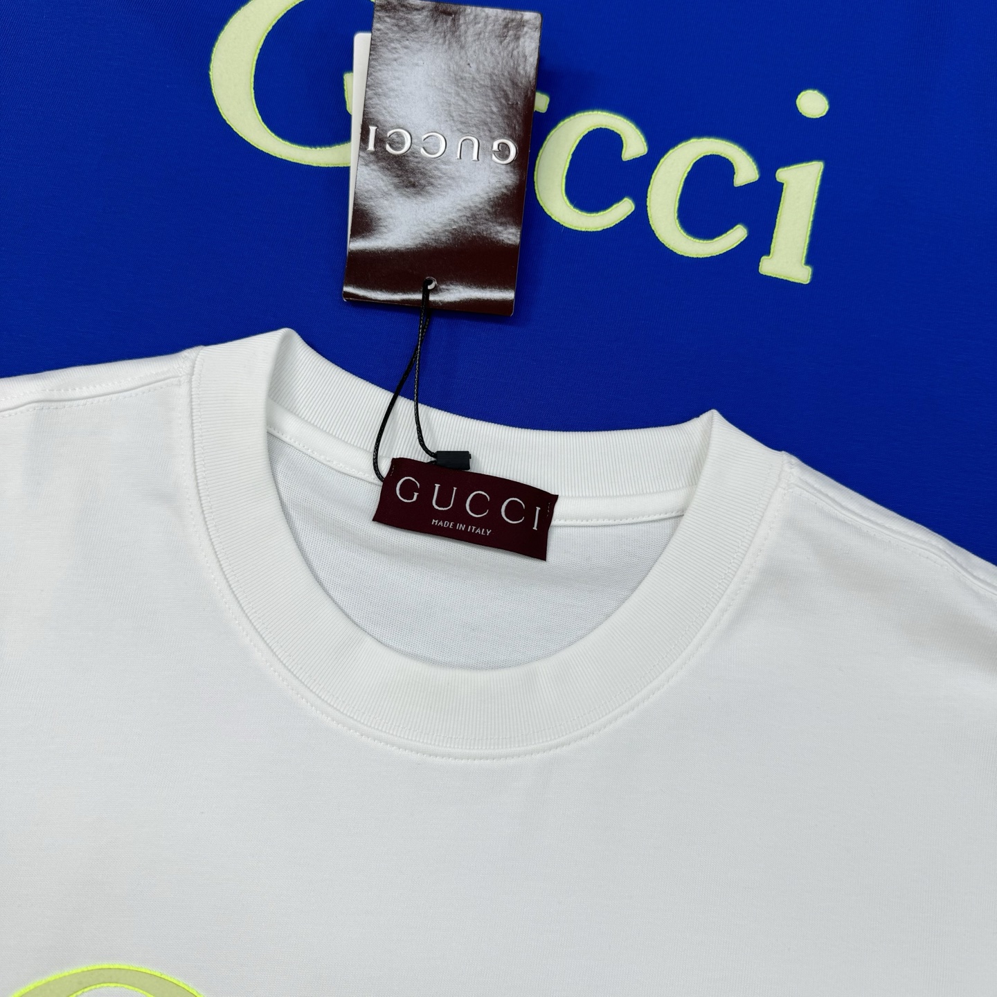 Gucci古奇新款潮牌T恤，男女同款❤️经典基础款，正面绿色 Gucci字样超有辨识度计。高品质280g