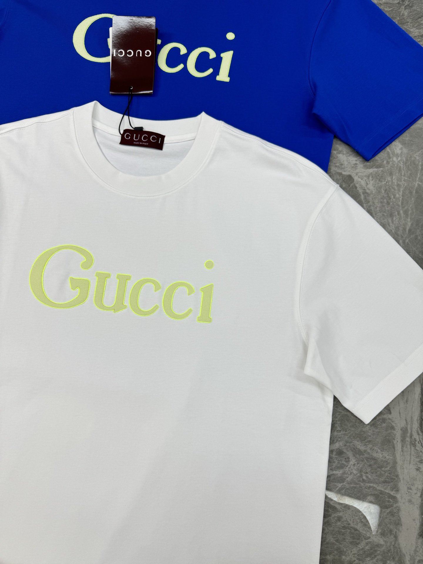 Gucci古奇新款潮牌T恤，男女同款❤️经典基础款，正面绿色 Gucci字样超有辨识度计。高品质280g