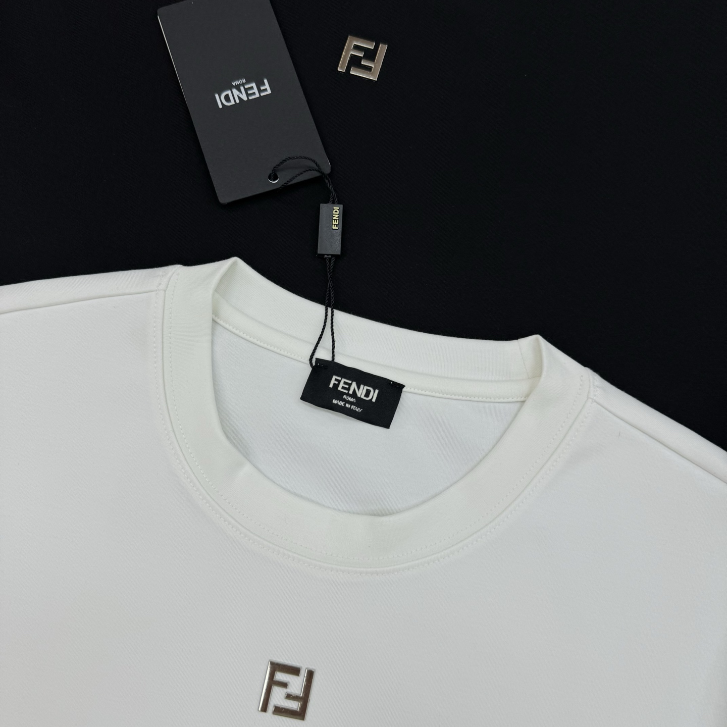 FENDI芬迪新品莫代尔T恤.简约基础款！极简经典FF整个造型的亮点.对于FD的经典演绎.下摆基础fen