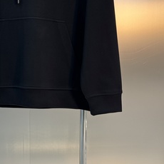 Balenciag*巴黎世家新款连帽卫衣.联名款兰博基尼.男女同款!os版型真的很迷人.品牌图形字母烫画 Balenciag*巴黎世家新款连帽卫衣.联名款兰博基尼.男女同款!os版型真的很迷人.品牌图形字母烫画