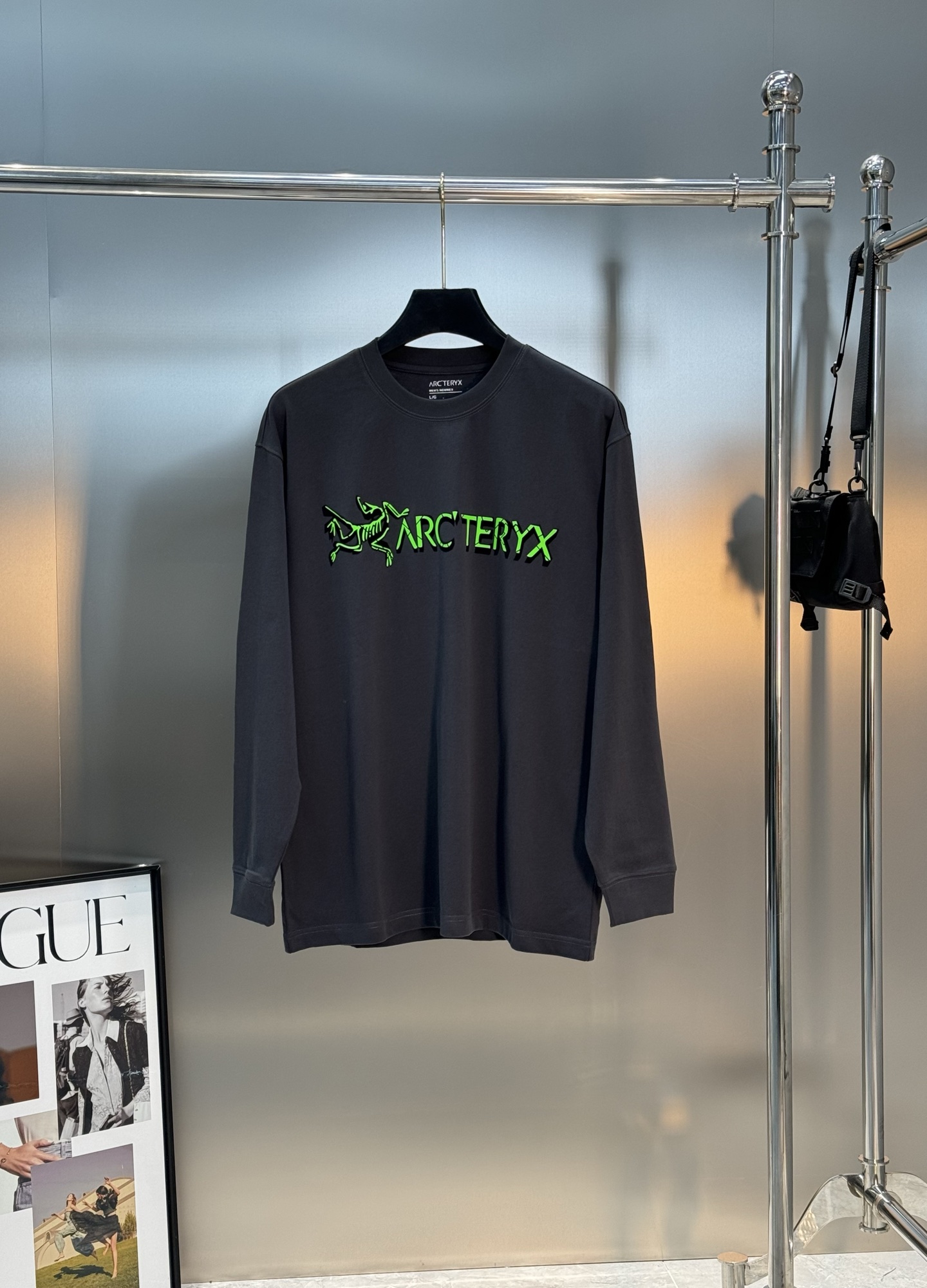 Arc'teryx始祖*鸟新款长袖T恤.高克重原单推荐.男女同款！小红书爆款推荐.胸前品牌字母图形撞色搭