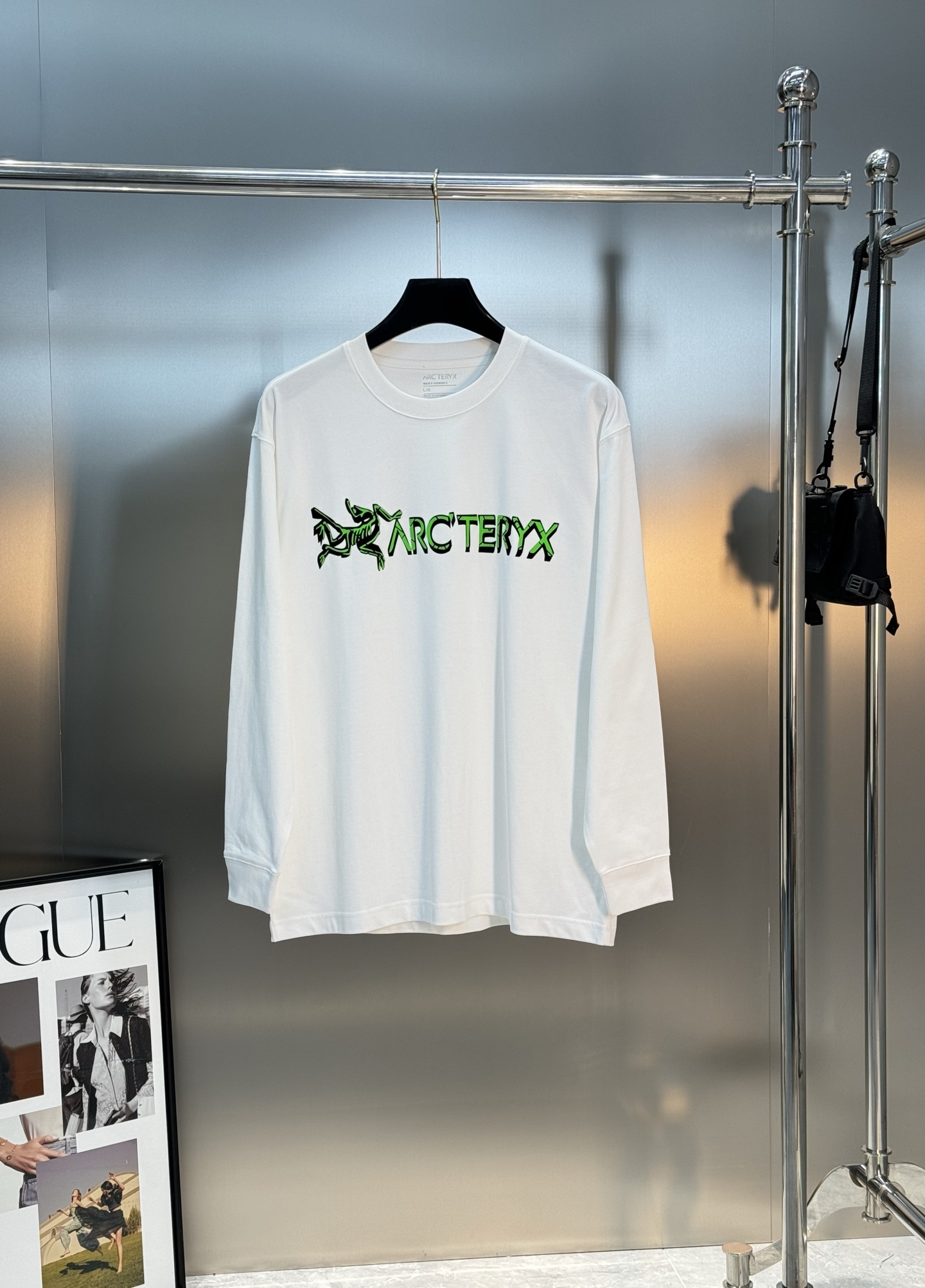 Arc'teryx始祖*鸟新款长袖T恤.高克重原单推荐.男女同款！小红书爆款推荐.胸前品牌字母图形撞色搭