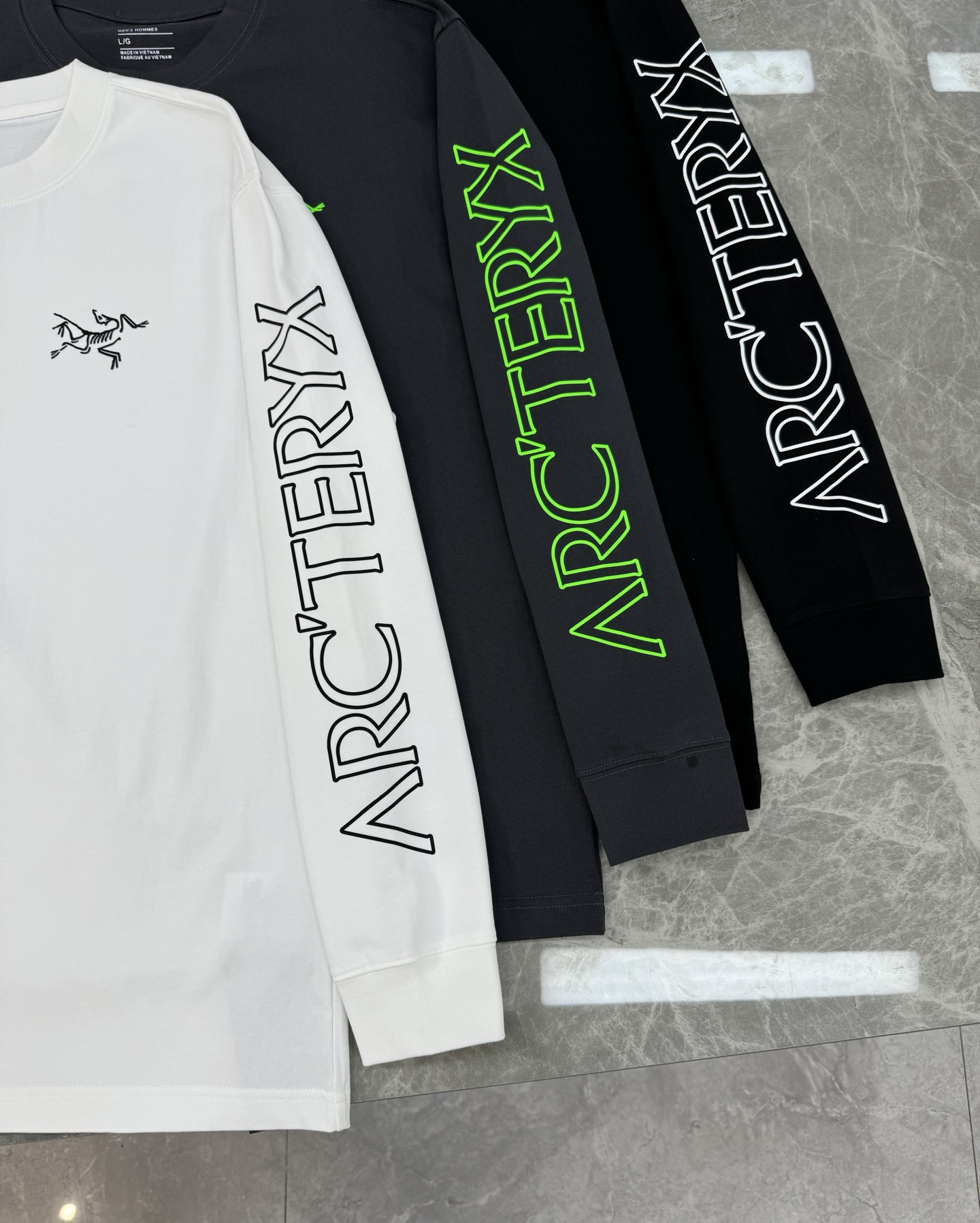 ARC'TERY*始祖-鸟新款长袖T恤.纯色系推荐！经典标识.字母排列简单高级.时尚律动感满满～质感极好