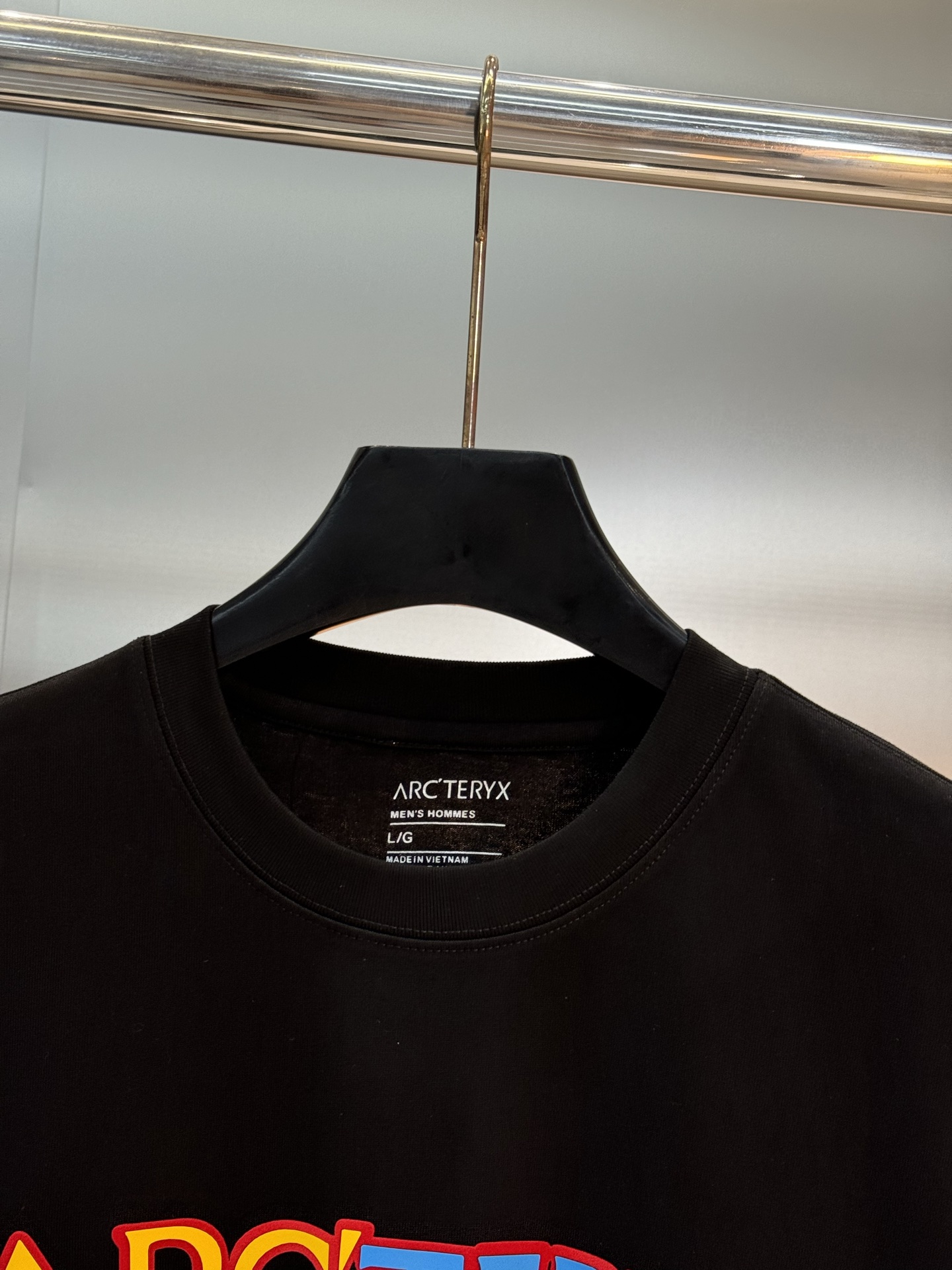 ARCTERY*始祖*鸟🐦新款宽松版型长袖T恤.男女同款～小红书推荐！胸前品牌字母图形多色彩叠加工艺.后