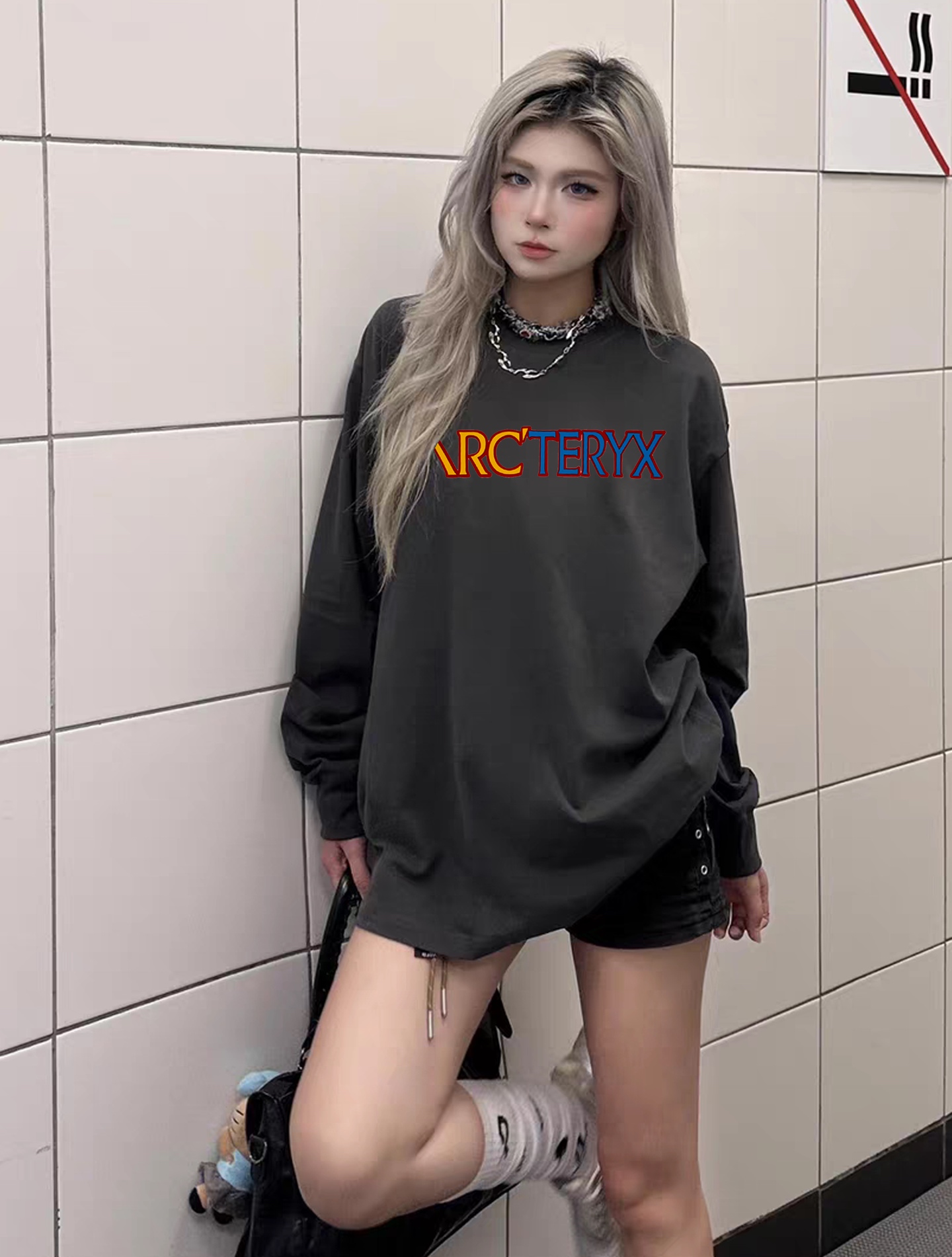 ARCTERY*始祖*鸟🐦新款宽松版型长袖T恤.男女同款～小红书推荐！胸前品牌字母图形多色彩叠加工艺.后