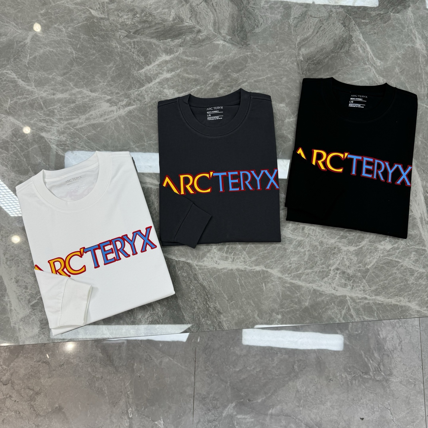 ARCTERY*始祖*鸟🐦新款宽松版型长袖T恤.男女同款～小红书推荐！胸前品牌字母图形多色彩叠加工艺.后