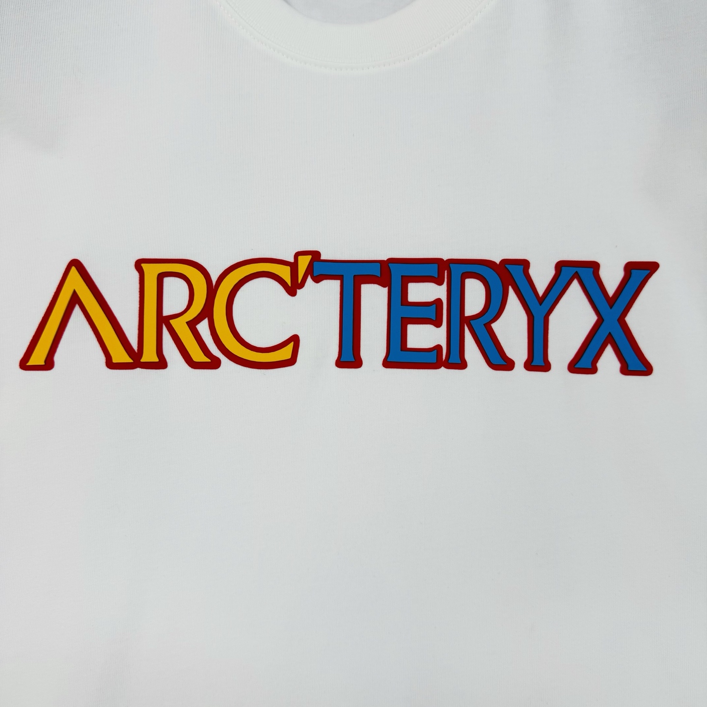 ARCTERY*始祖*鸟🐦新款宽松版型长袖T恤.男女同款～小红书推荐！胸前品牌字母图形多色彩叠加工艺.后