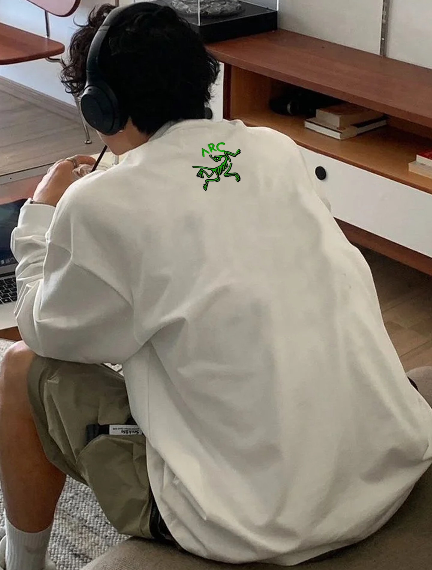 Arc'teryx始祖*鸟新款长袖T恤.高克重原单推荐.男女同款！小红书爆款推荐.胸前品牌字母图形撞色搭