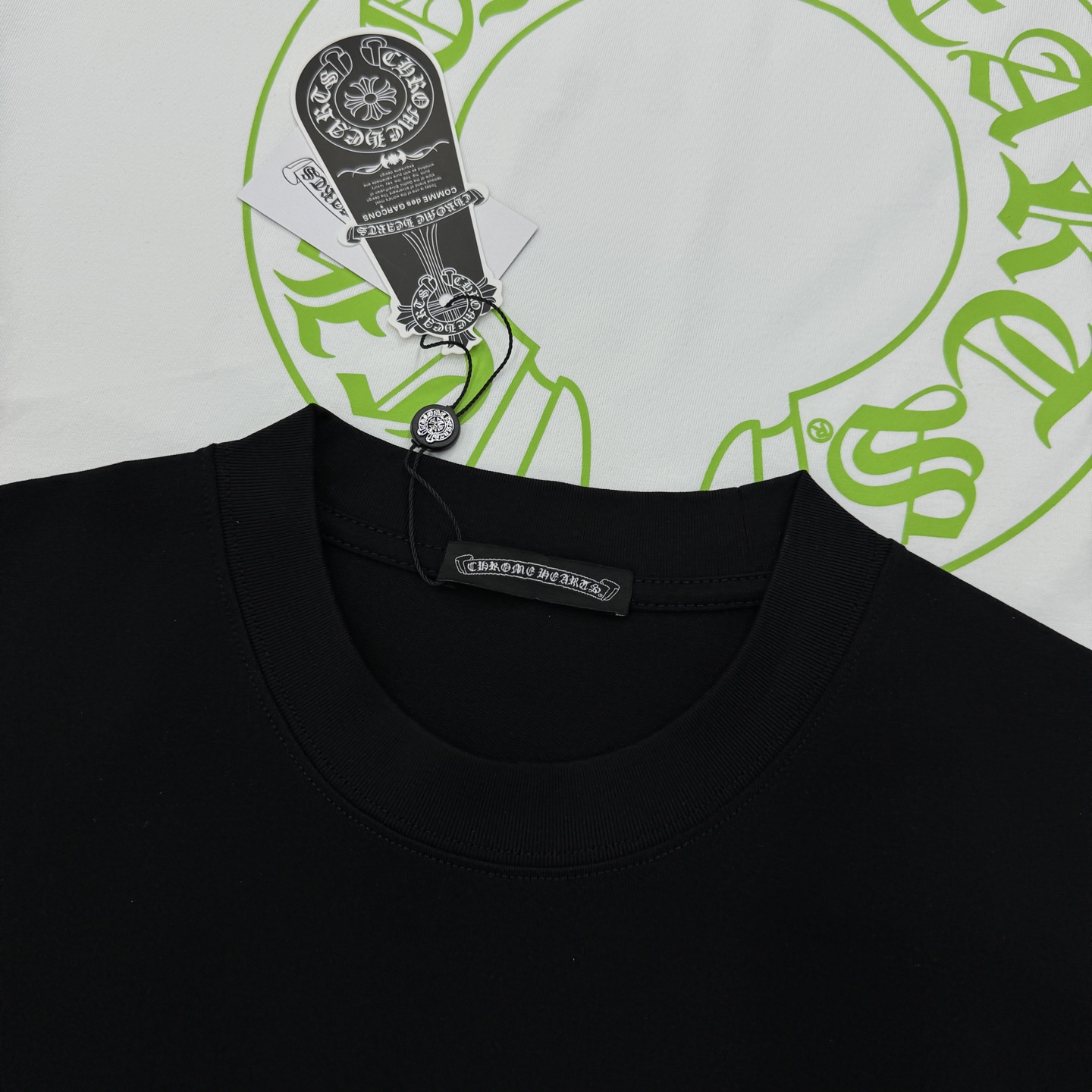 Chrome Hearts克罗心新品马蹄铁印花短袖.男女同款.黑色+白色两色可选，双面马蹄铁Logo超有