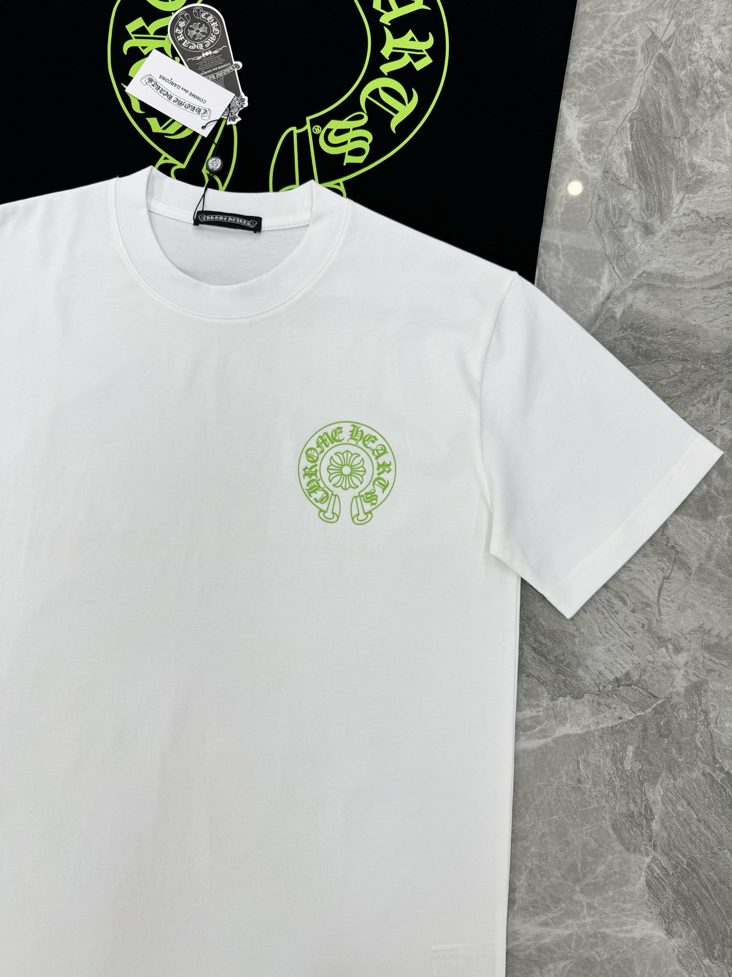 Chrome Hearts克罗心新品马蹄铁印花短袖.男女同款.黑色+白色两色可选，双面马蹄铁Logo超有